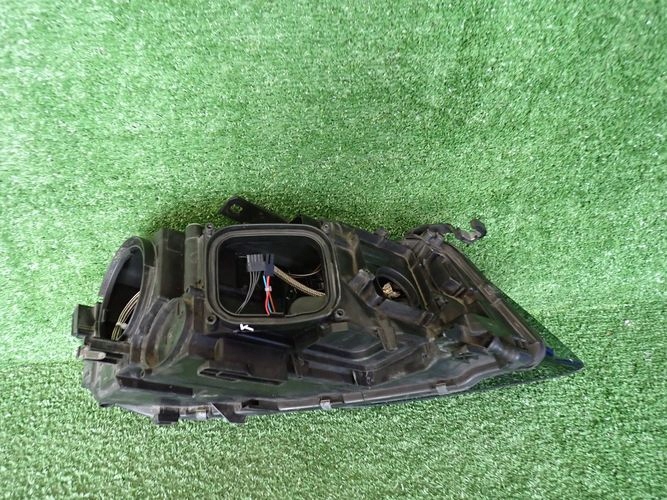 AUDI A4 B8 8K BI XENON LED 08-12 LAVE PREDNE SVETLO