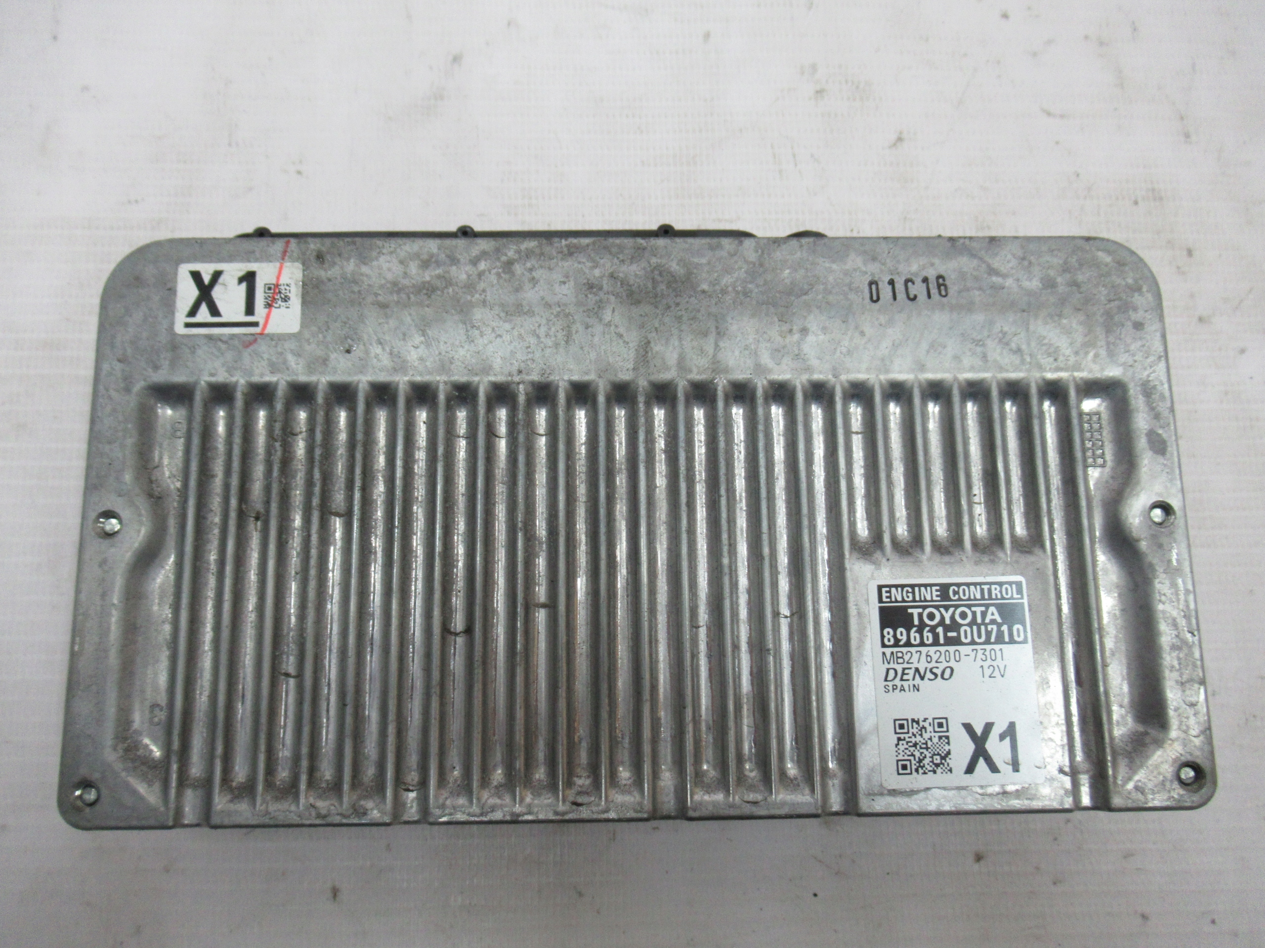 RIADIACA JEDNOTKA MOTORA YARIS III 89661-0U710