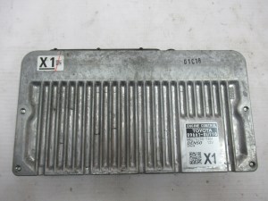 RIADIACA JEDNOTKA MOTORA YARIS III 89661-0U710 RIADIACA JEDNOTKA MOTORA YARIS III 89661-0U710