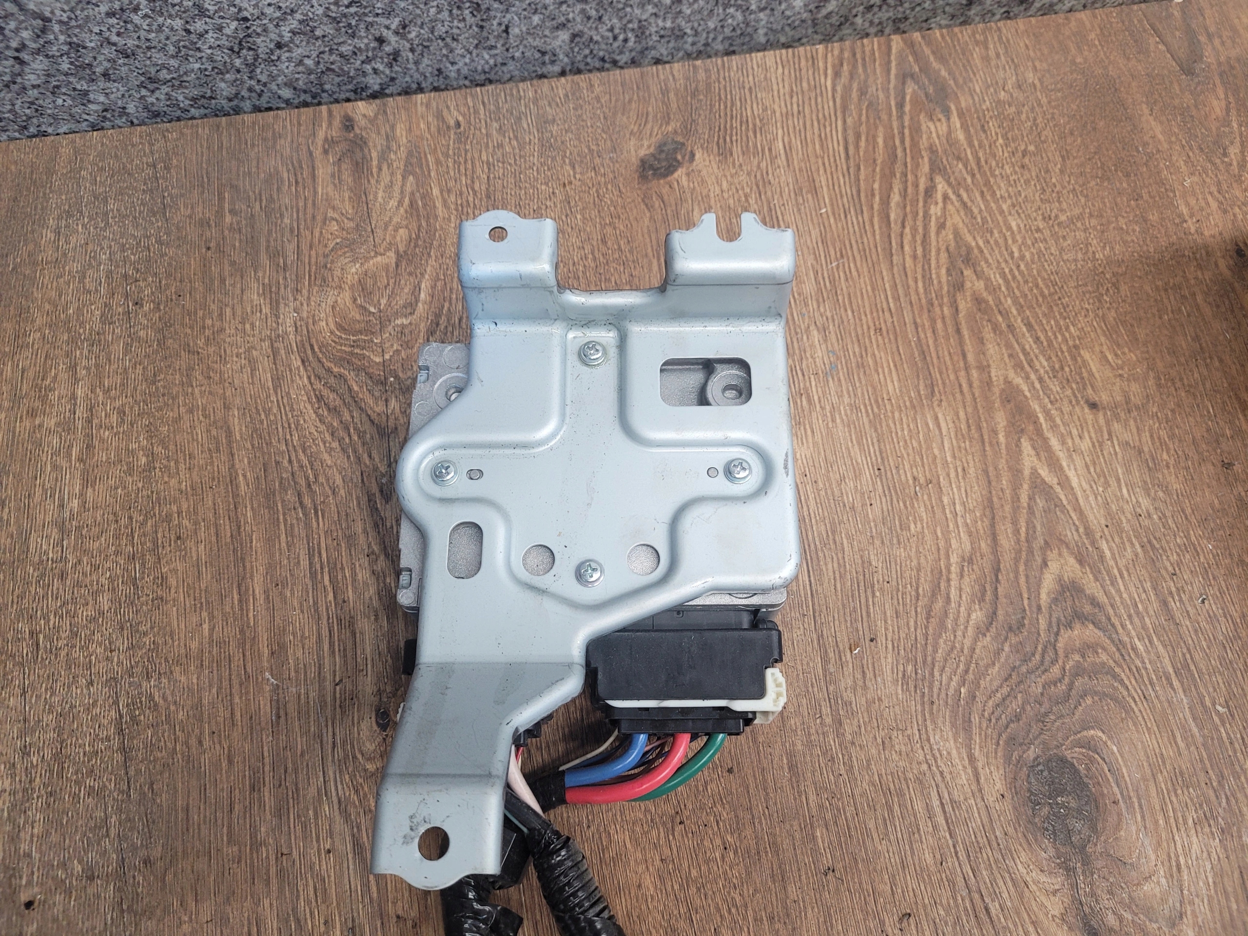 HONDA CIVIC 9 IX RIADIACA JEDNOTKA MODUL SERVA 39980-TA9-E0