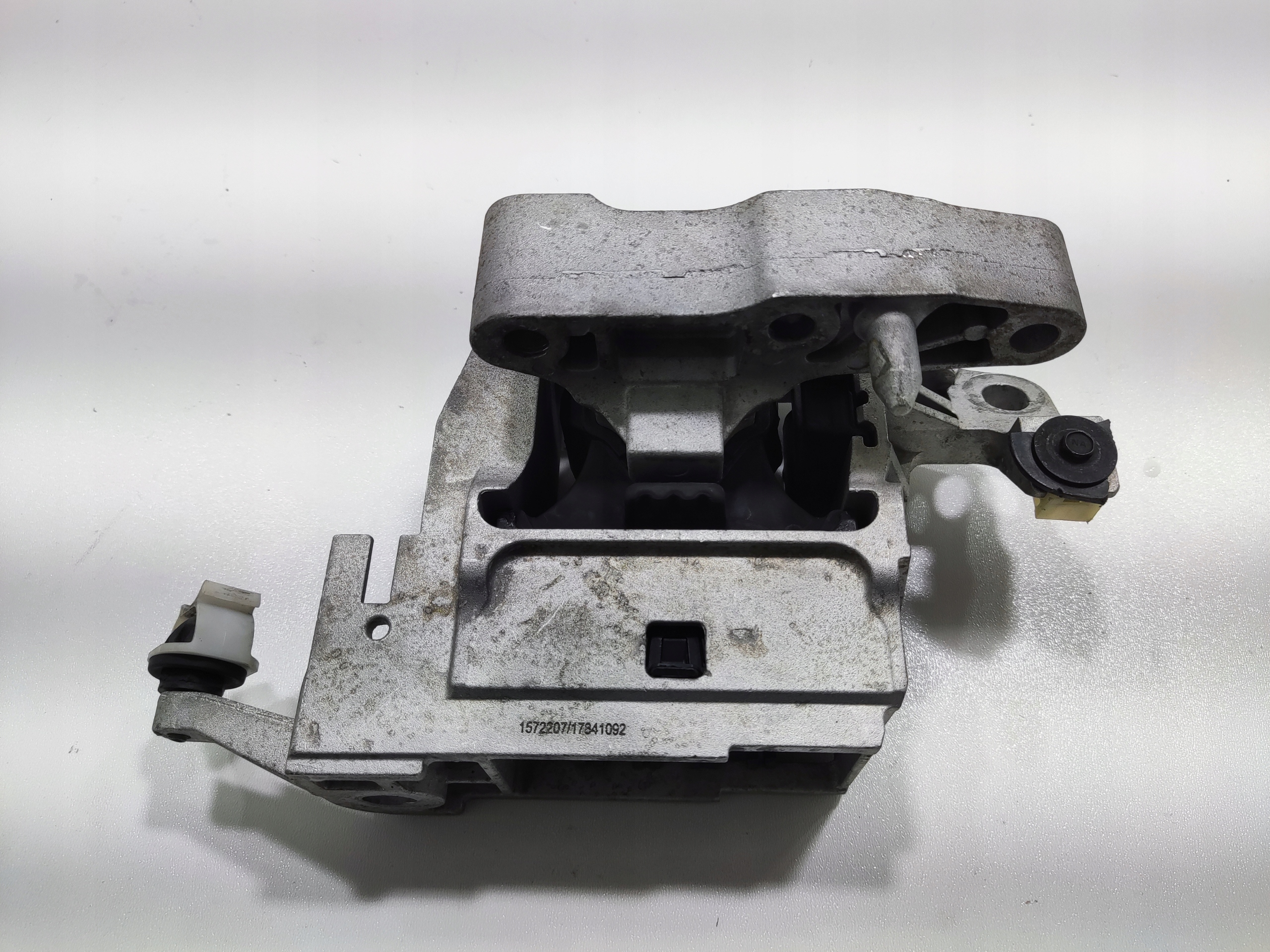 DRŽIAK PODPORA SILENBLOK DRZIAK MOTORA MINI COOPER S F55 F56 F57 2.0T 2018-2021