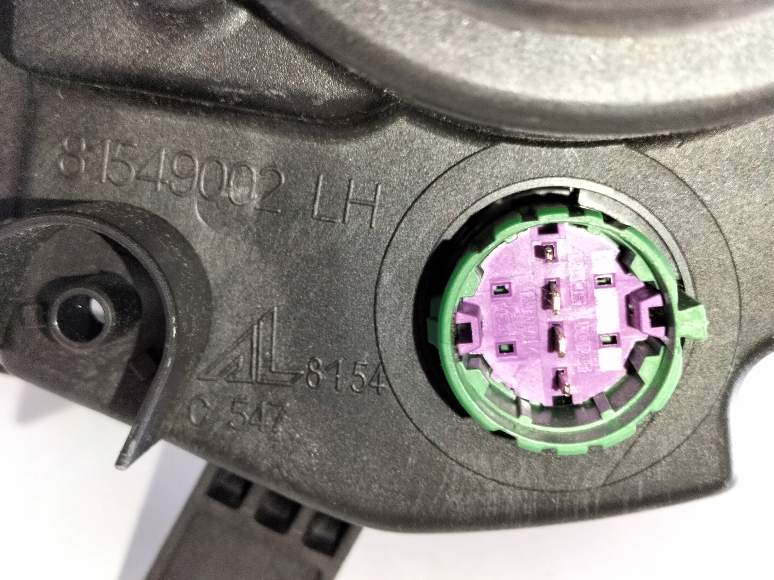 LAVE PREDNÉ SVETLO HMLOVKA FIAT 500 LIFT 15-