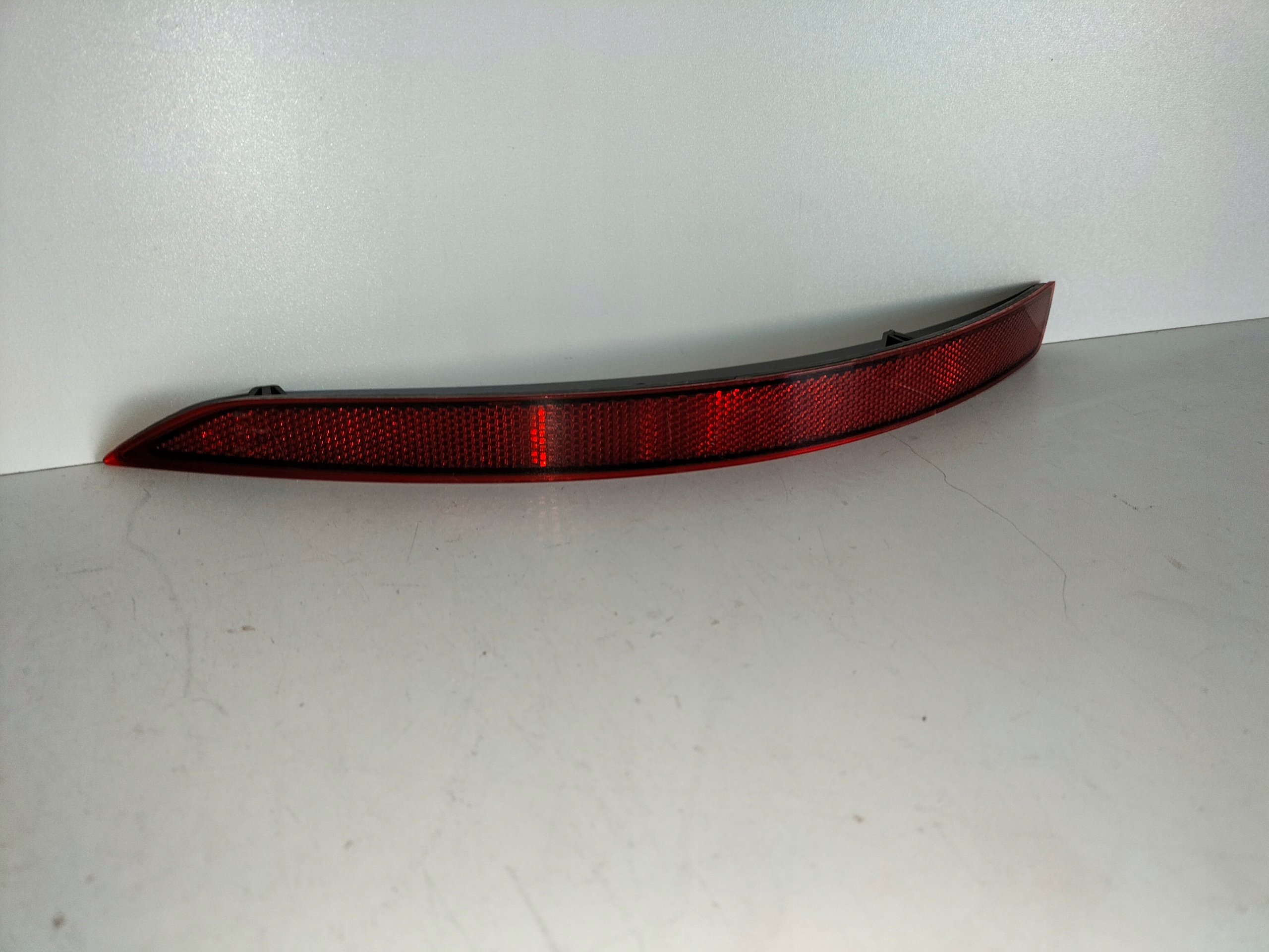 LAVE ZADNE ODRAZOVE SKLICKO SKODA OCTAVIA III LIFT 17- SEDAN