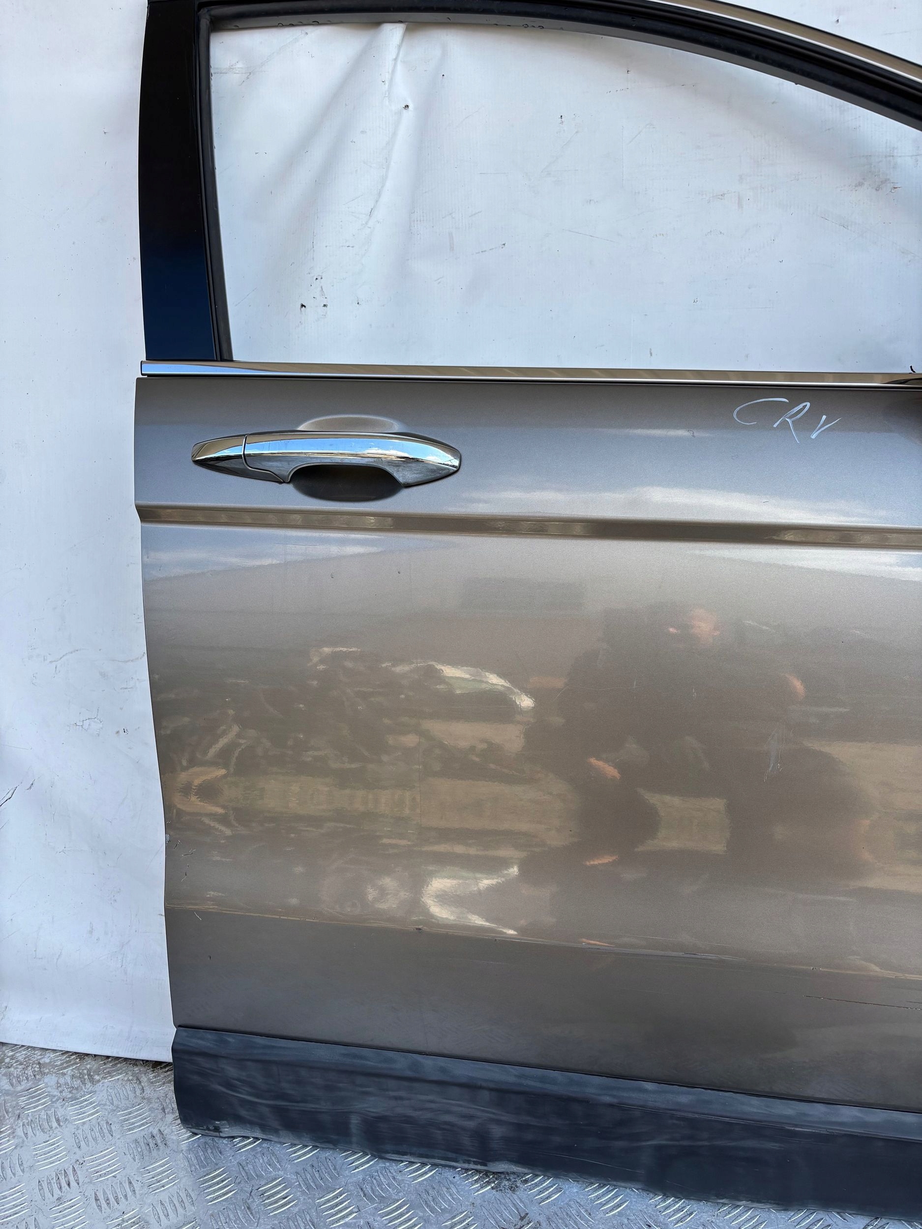 PRAVE PREDNE DVERE HONDA CR-V CRV III