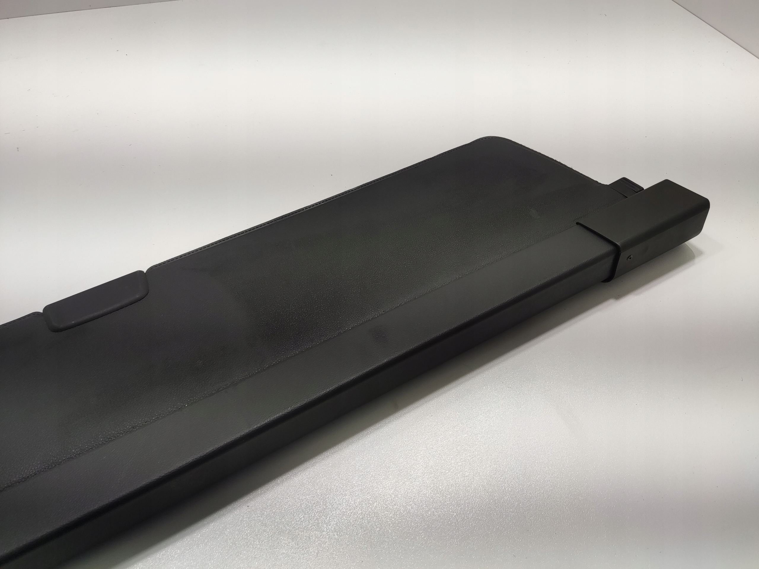 PLATÓ DO KUFRA OPEL INSIGNIA A I KOMBI 2013-2017 LIFT
