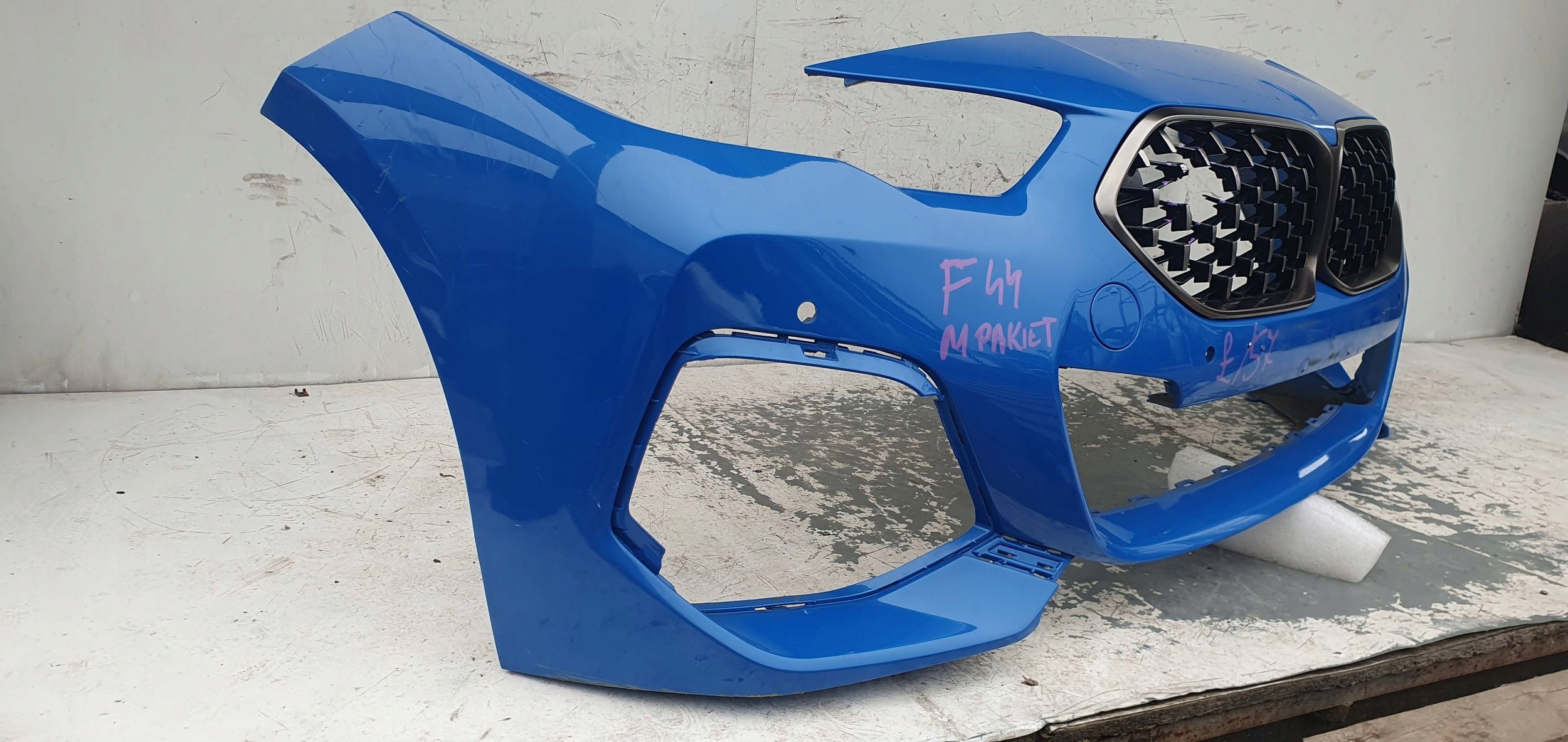 BMW 2 F44 M LOZNEJ PLOCHYER PREDNÝ NÁRAZNÍK