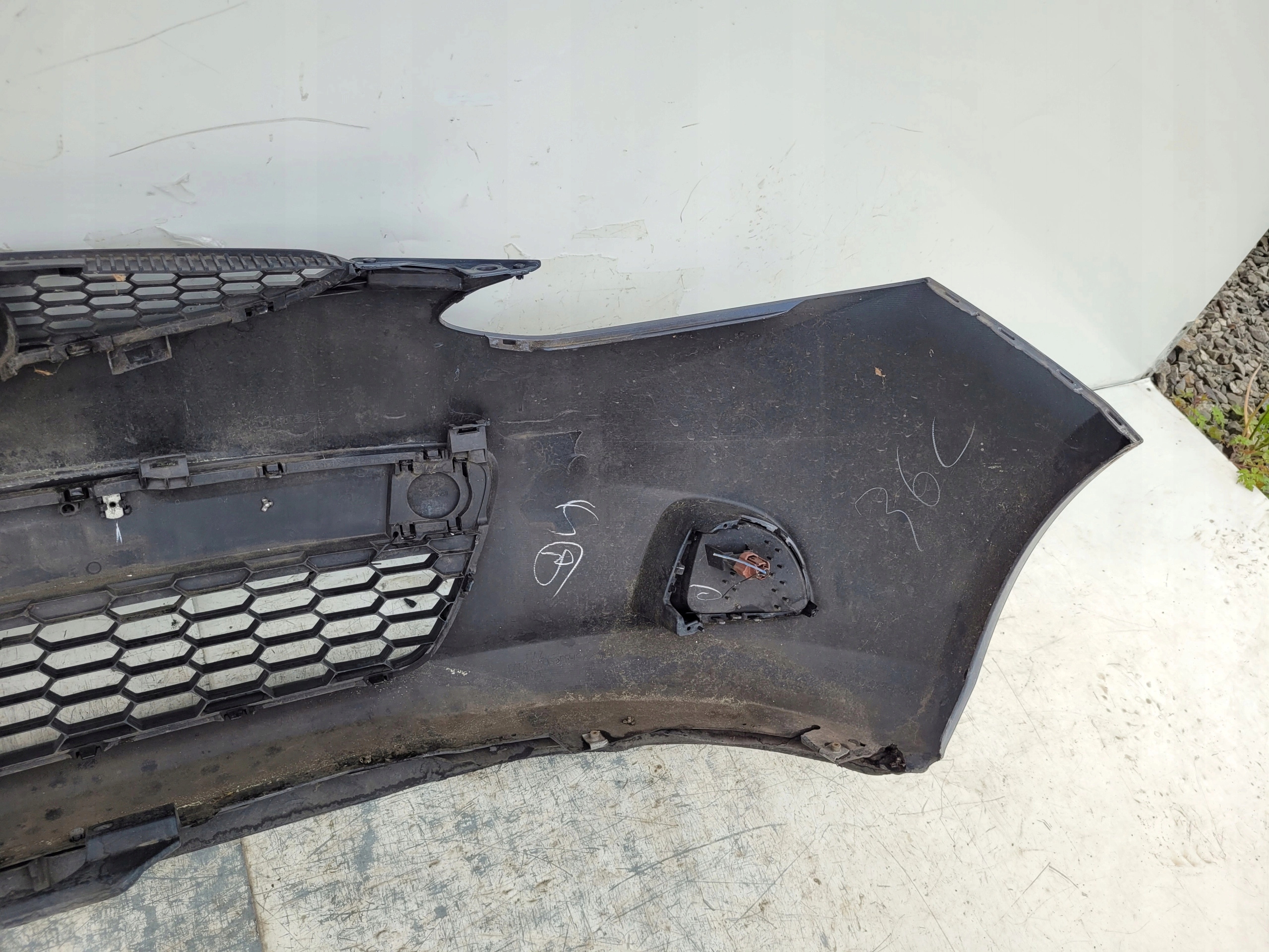 MAZDA 2 II 08- PREDNÝ NÁRAZNÍK