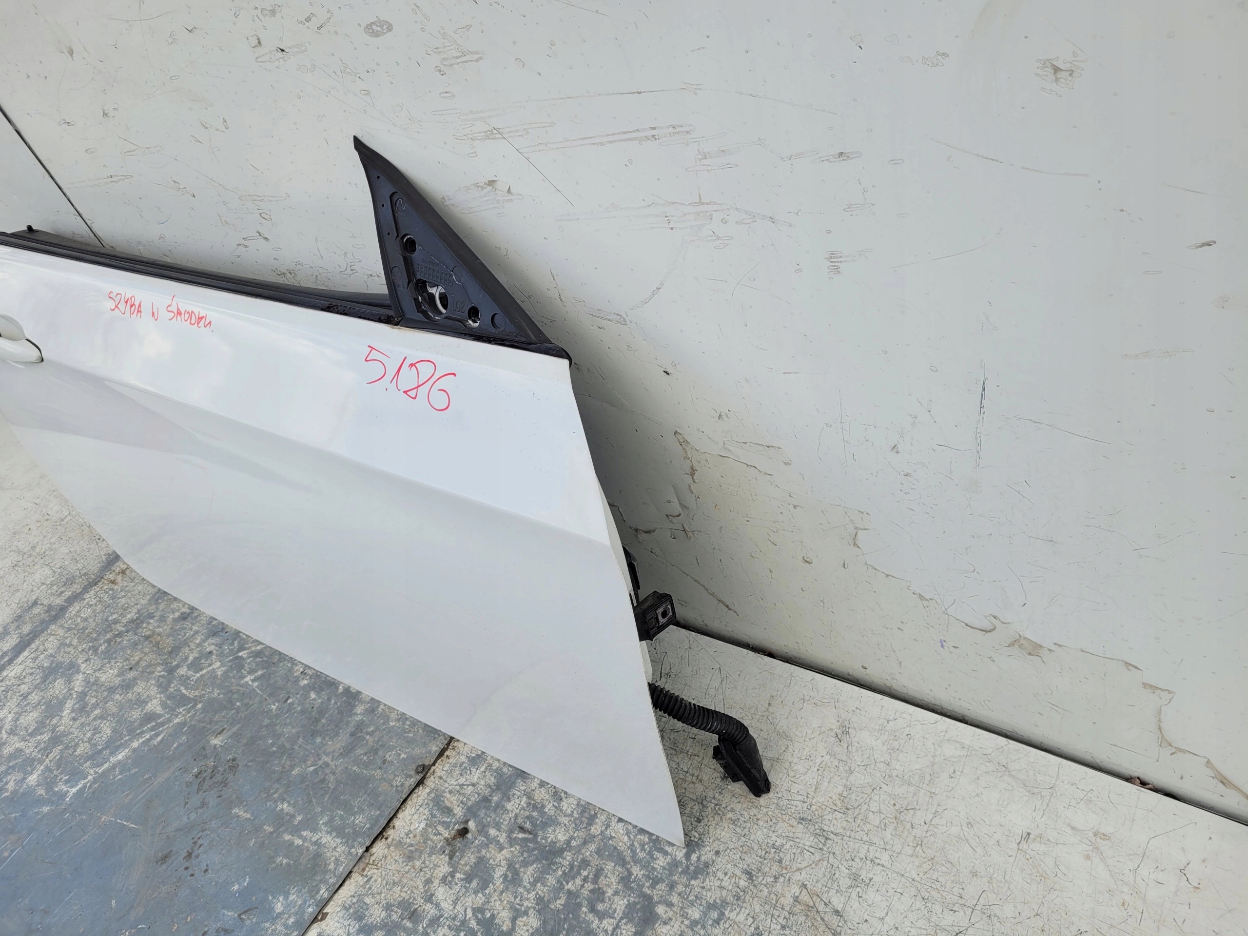 BMW 3 E92 E93DVER PRAVÉ