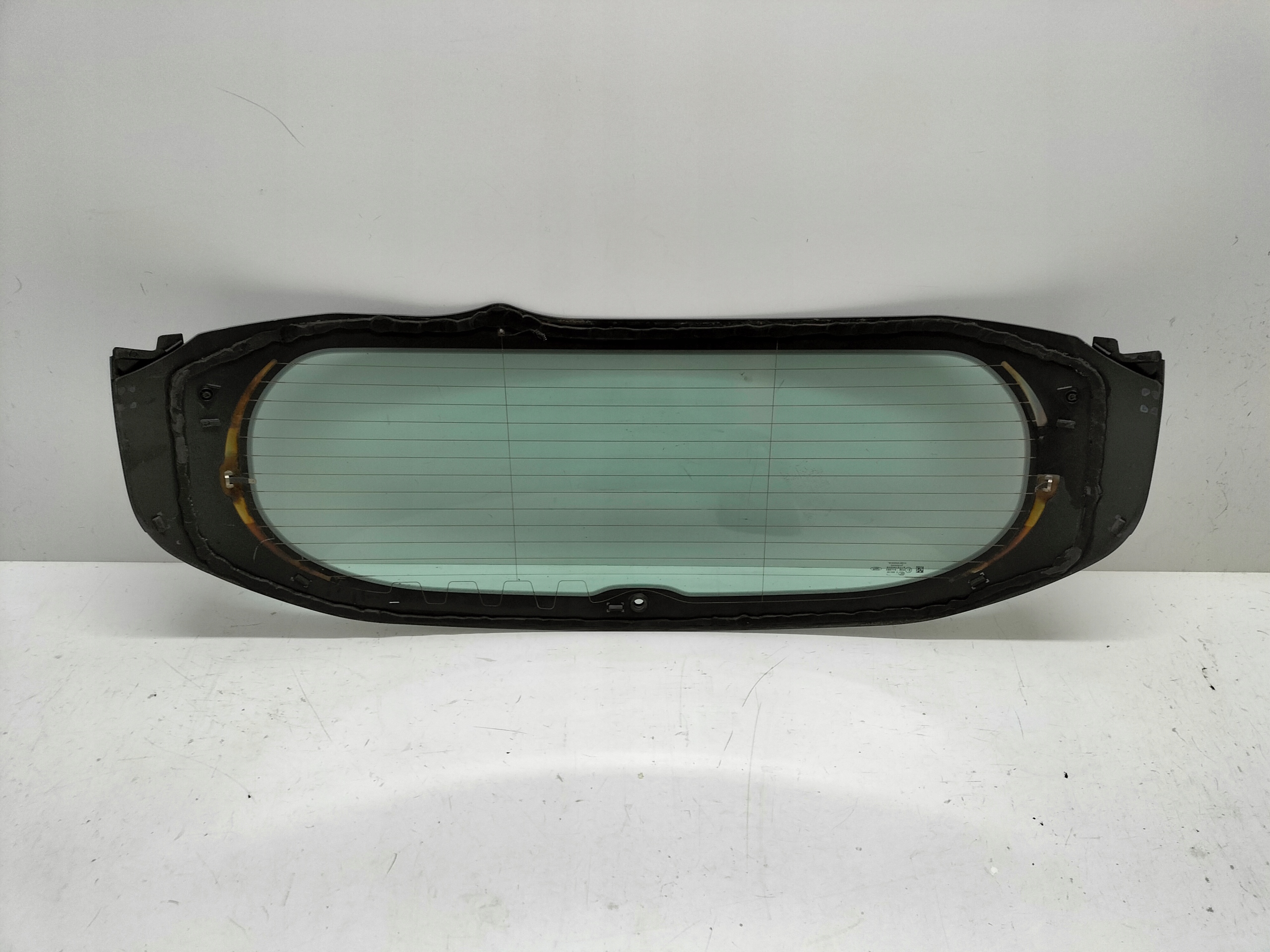 SKLO ZADNEJ KAPOTY FORD FIESTA MK8 17- PILKINGTON