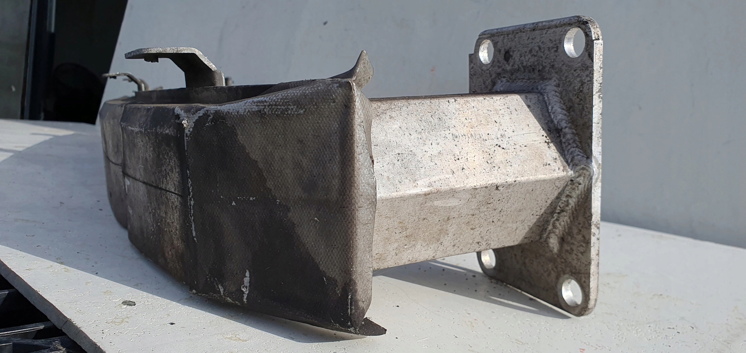 CITROEN GRAND PICASSO II VÝSTUHA PREDNÉHO NÁRAZNÍKA