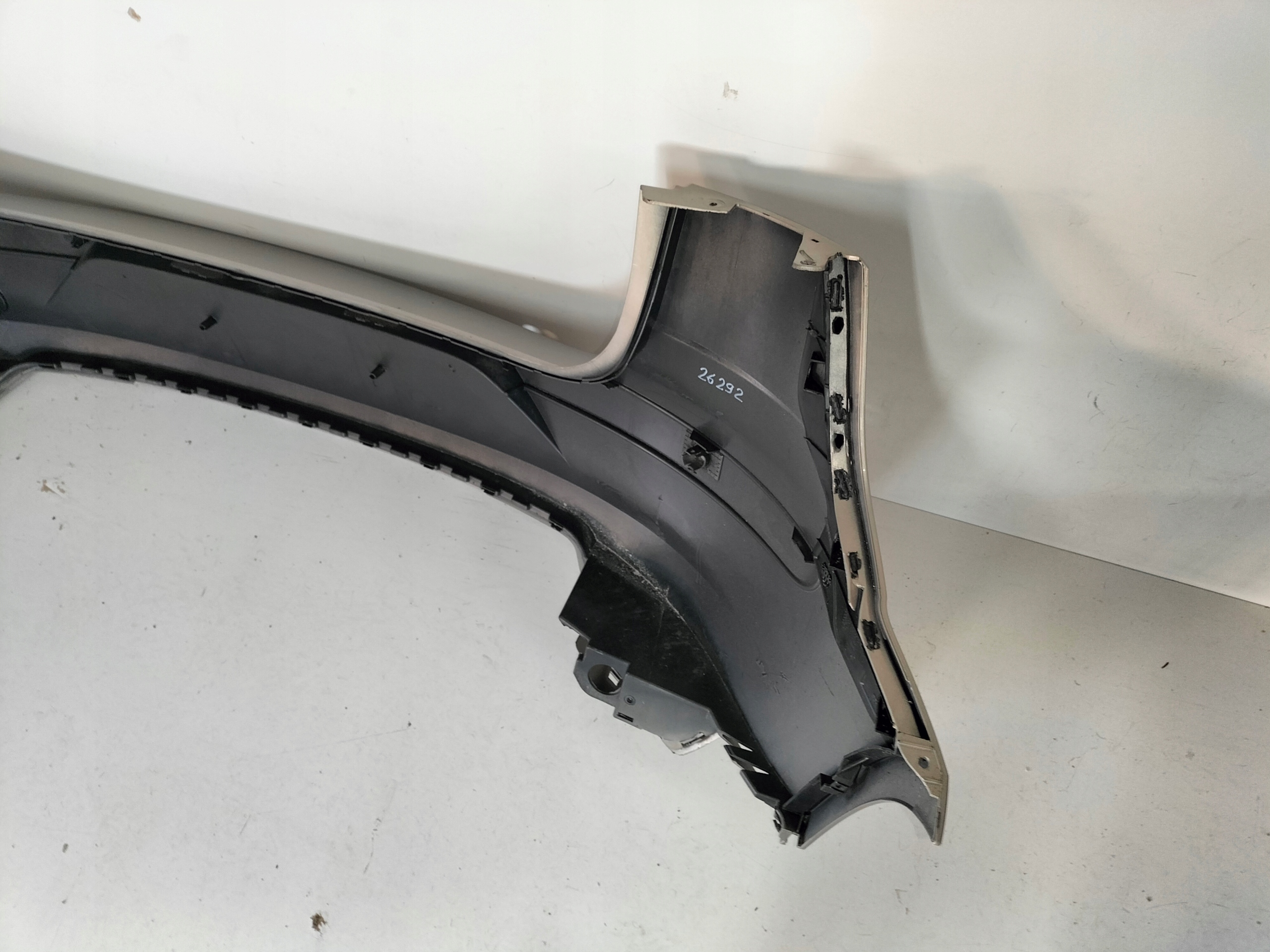 ZADNÝ NÁRAZNÍK SEAT ALTEA 04-08
