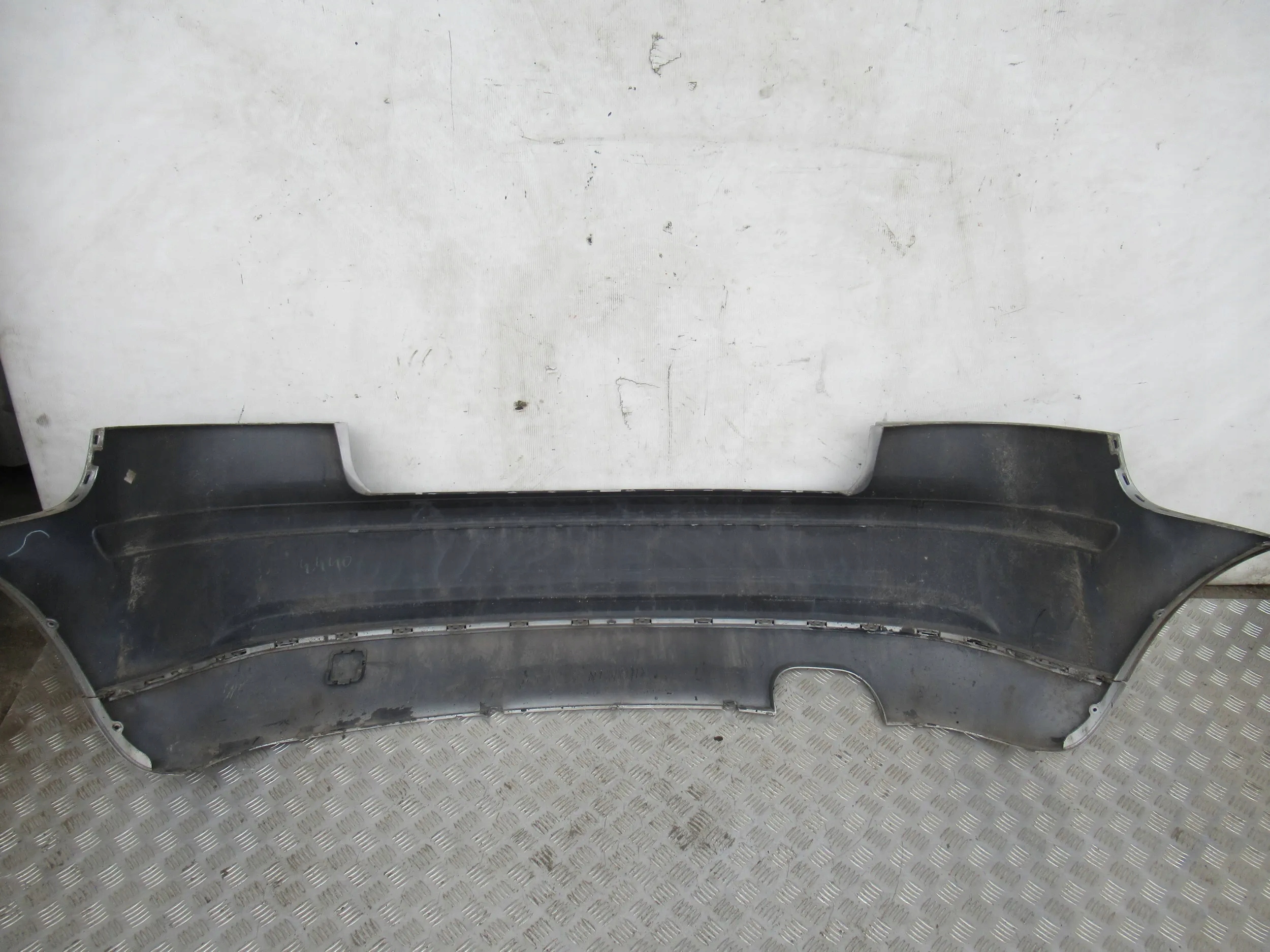 ZADNÝ NÁRAZNÍK AUDI A3 8P 3D