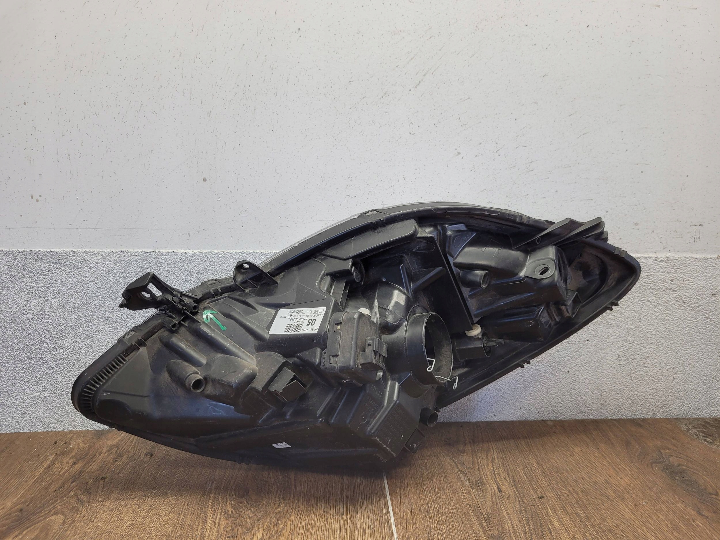 Toyota Yaris LIFT 81130-0D330 PRAVÉ PREDNÉ SVETLO
