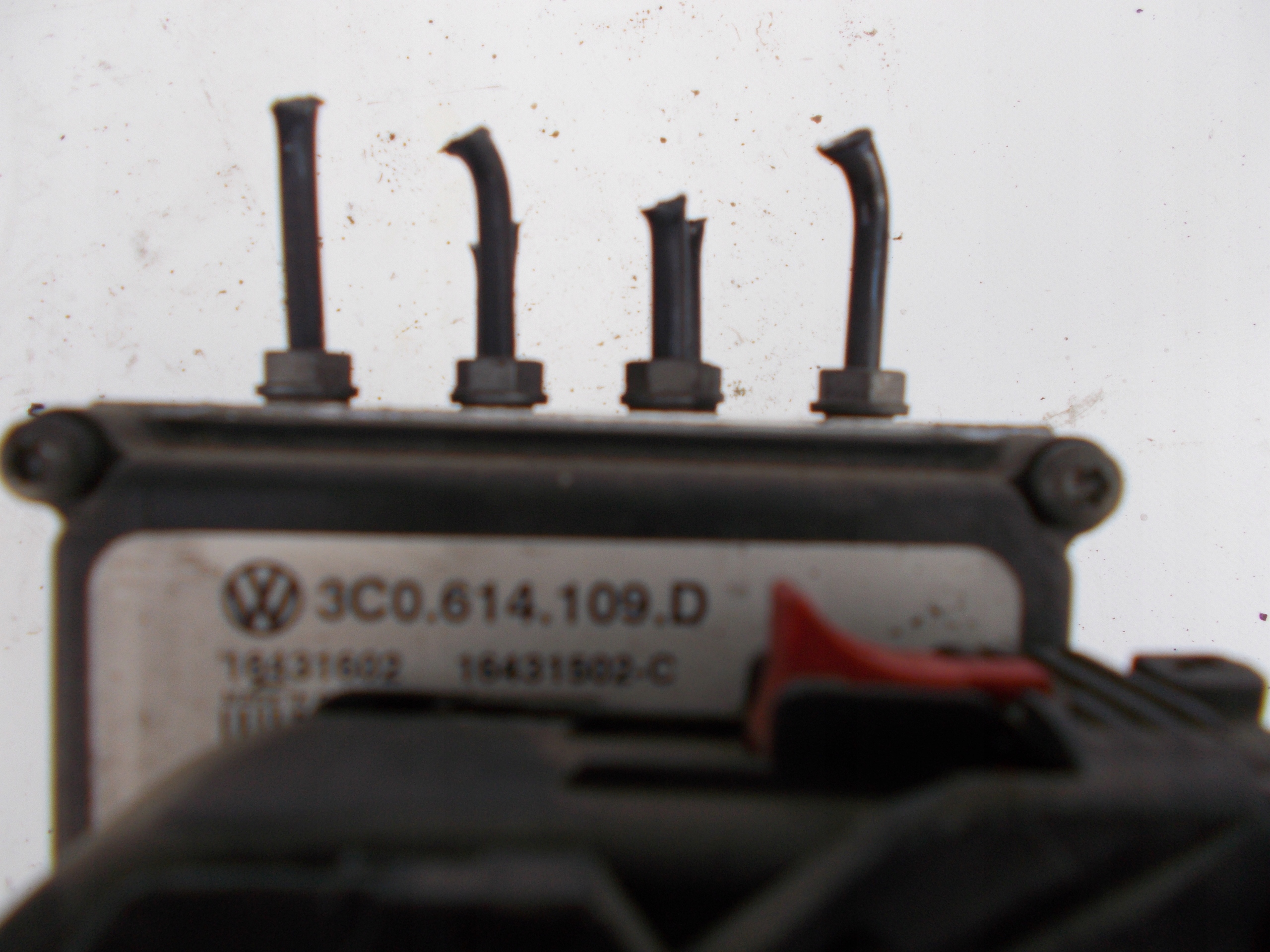 KOCKA ABS VW PASSAT B6 3C0614109D