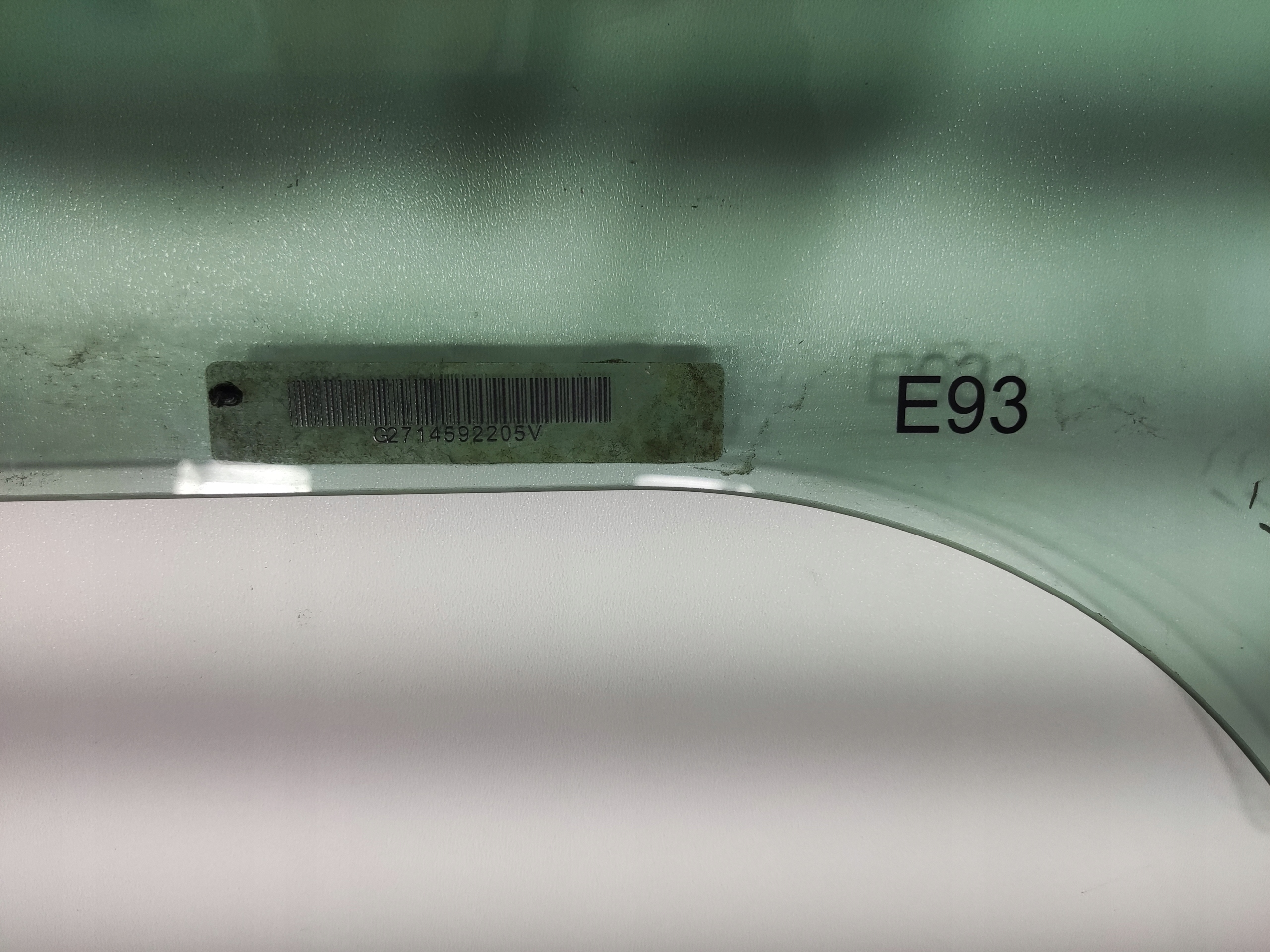 SKLO PRAVÝCH PREDNÝCH DVERÍ BMW 3 E93 2007-2012
