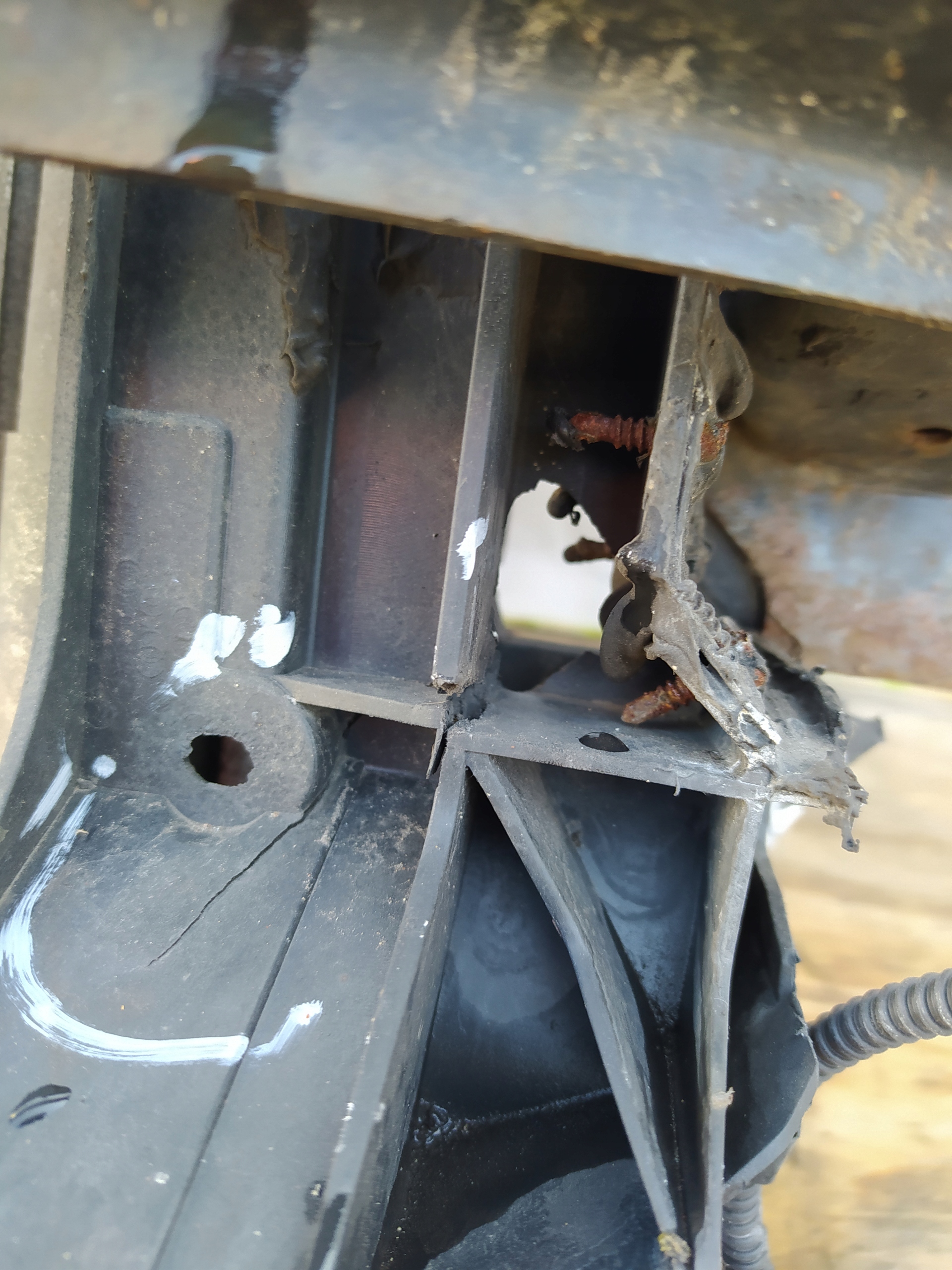 SEAT IBIZA 6J 1.6 TDI 6J0805588 PREDNÉ ČELO