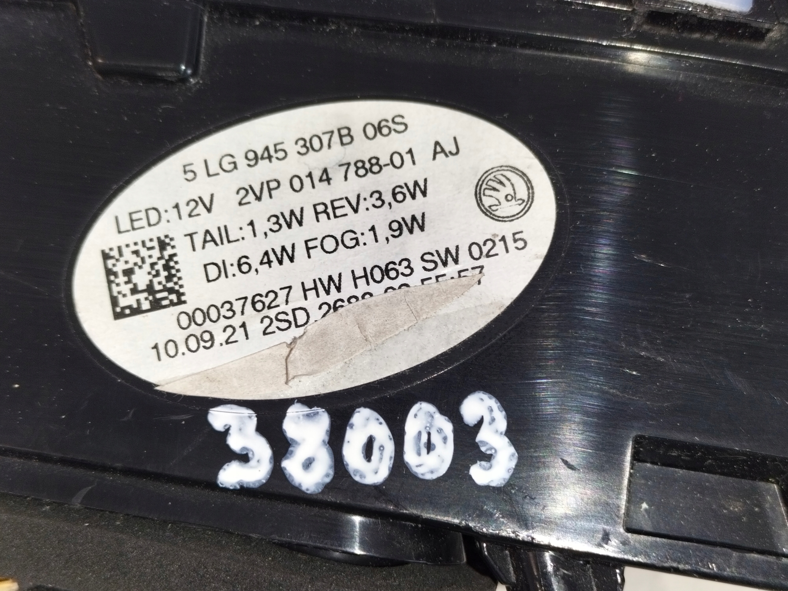 LAVE ZADNE SVETLO SKODA ENYAQ 21- LED