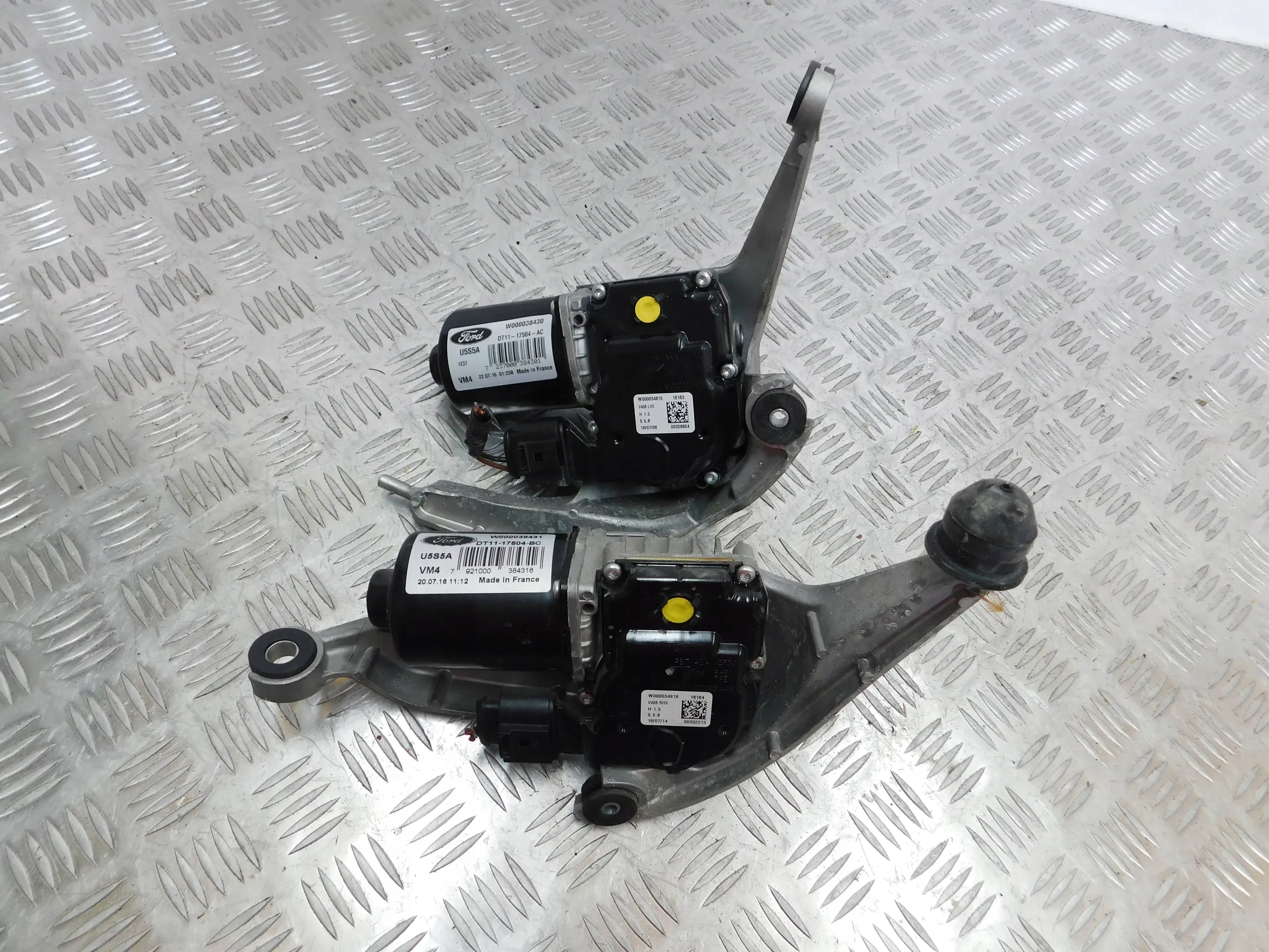 LAVY PRAVY MECHANIZMUS STIERACOV TRANSIT CONNECT