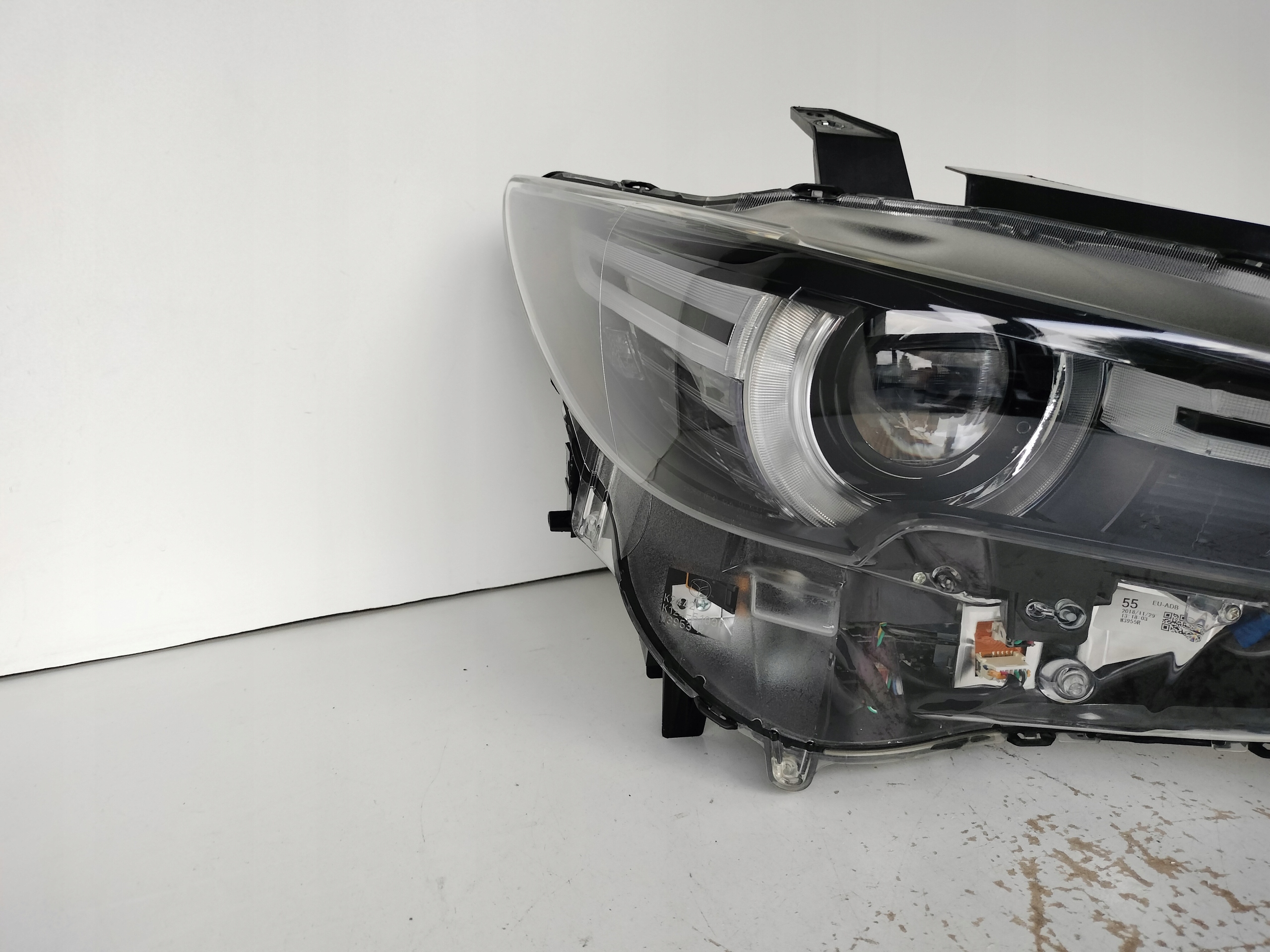 PRAVE PREDNE SVETLO MAZDA CX5 II 17- FULL LED 9 PIN