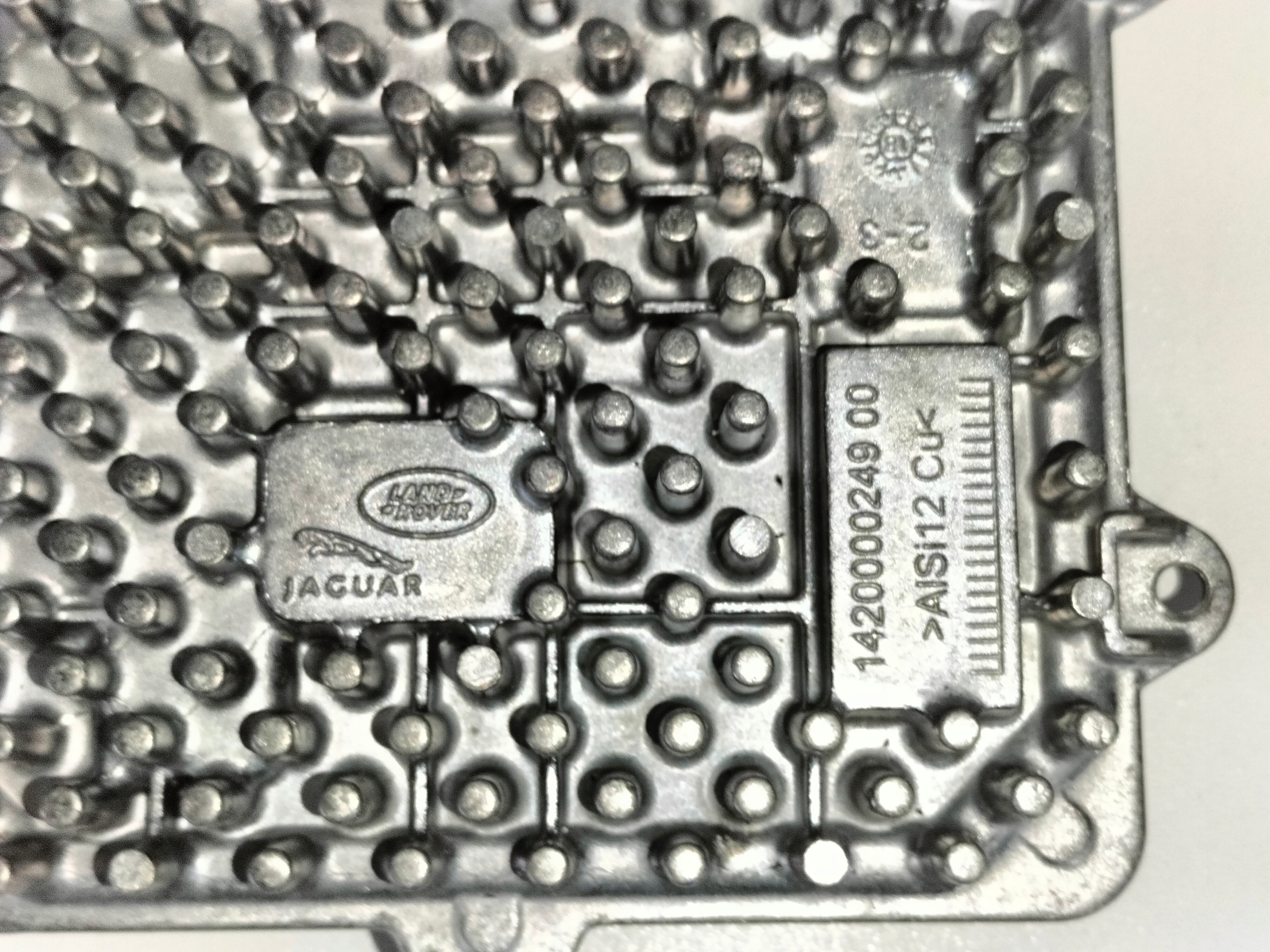MENIČ NAPÄTIA MODUL LED LAND ROVER RANGE ROVER JAGUAR