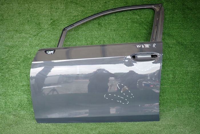VW GOLF VIII 8 LAVE PREDNE DVERE