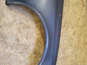 PRAVÝ PREDNÝ BLATNÍK W211 MERCEDES E-KLASA 02-09 PRAVÝ PREDNÝ BLATNÍK W211 MERCEDES E-KLASA 02-09