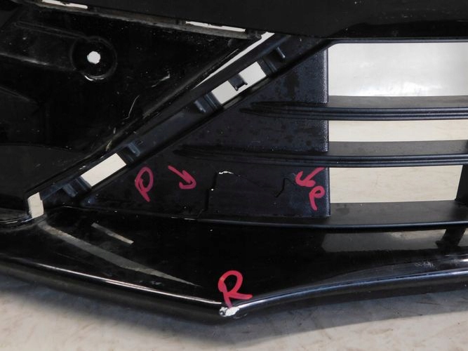 FORD FOCUS MK4 ST LINE 18- PREDNÝ NÁRAZNÍK