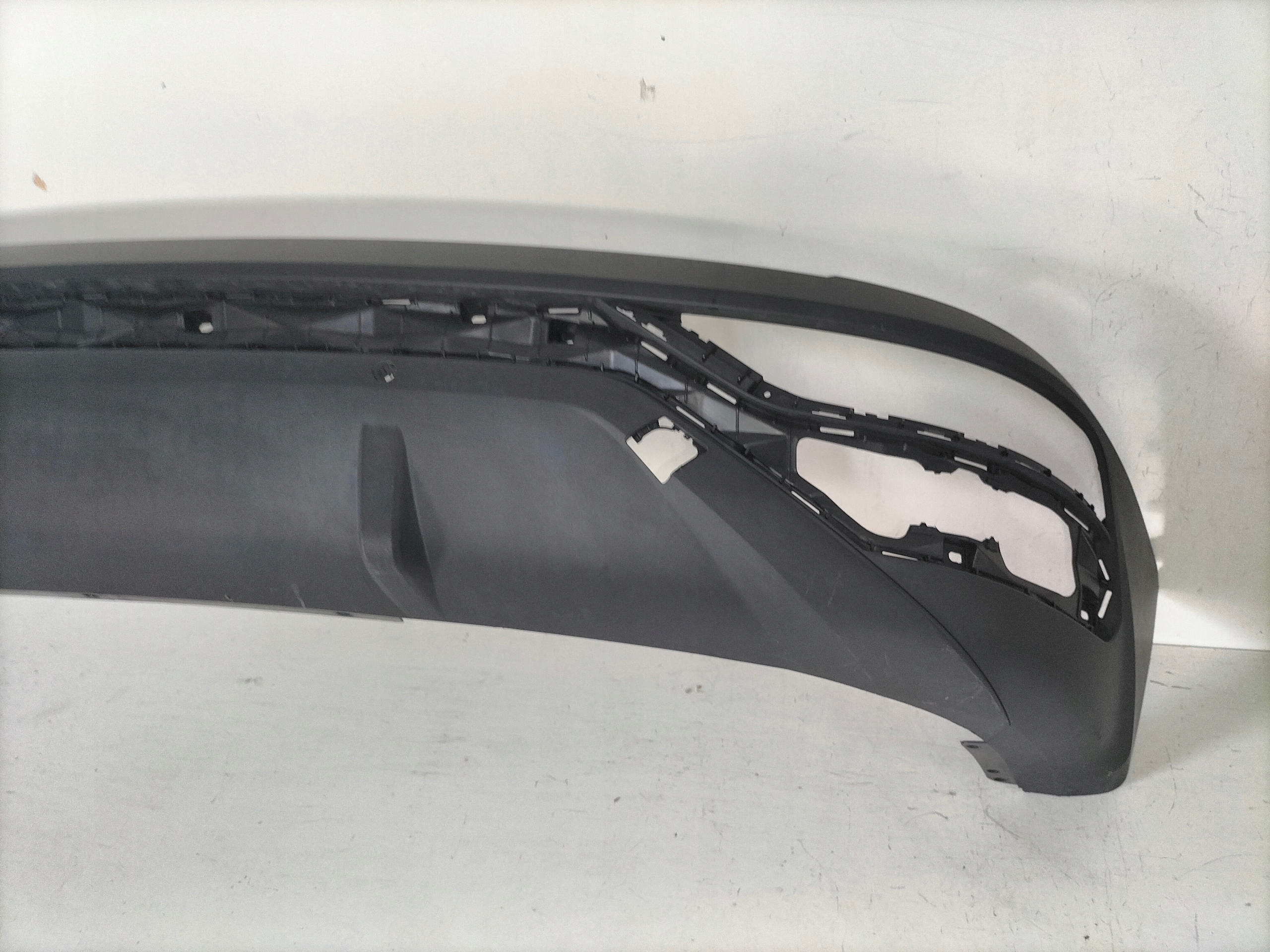ZADNÝ NÁRAZNÍK HYUNDAI TUCSON 4 IV 20-