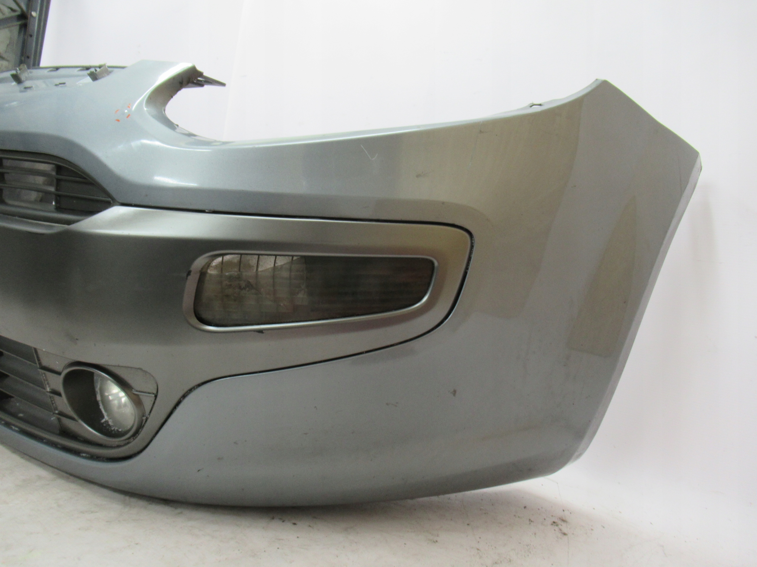 PREDNÝ NÁRAZNÍK FIAT PUNTO EVO