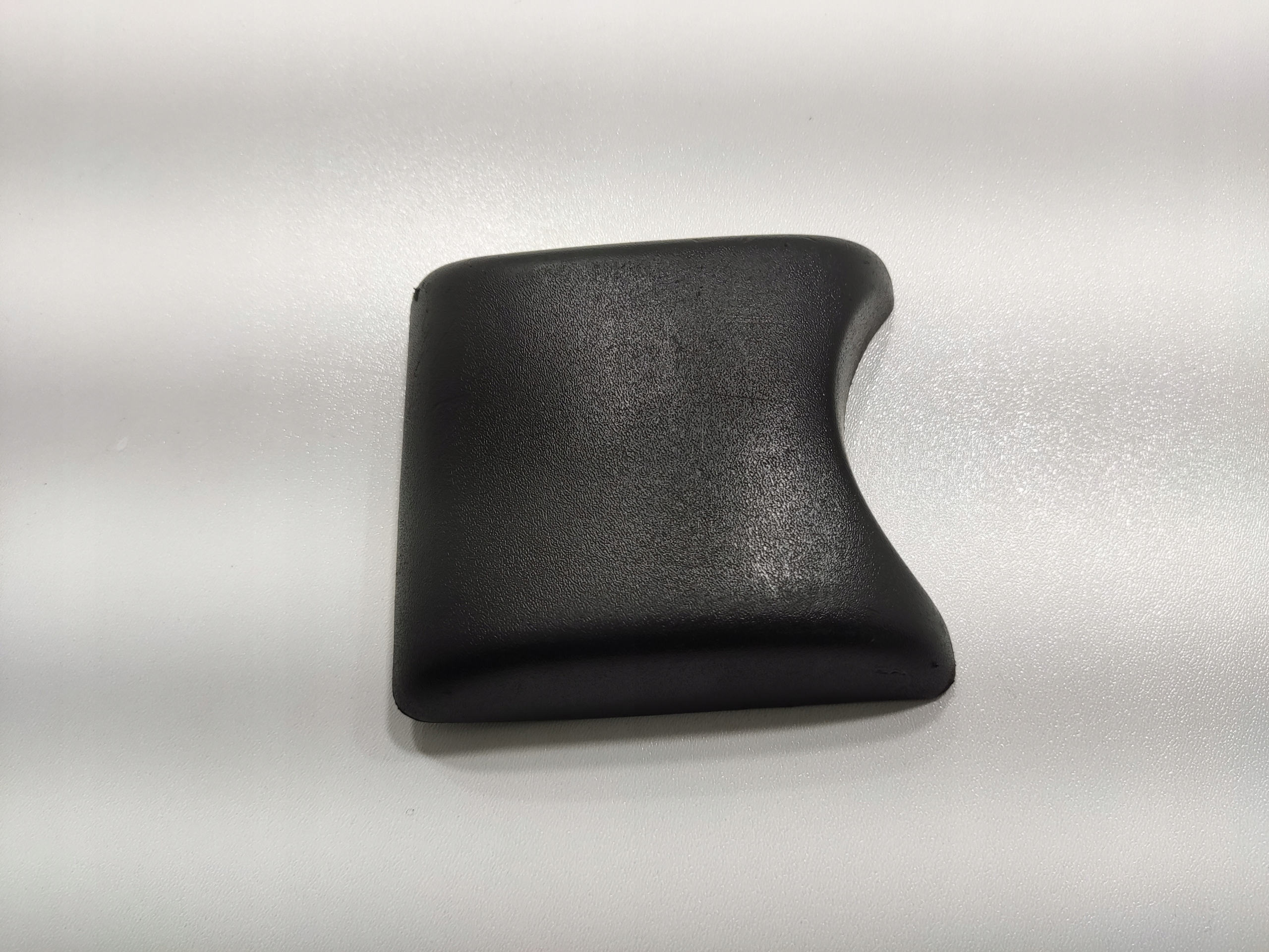 LIŠTA PRAVÉHO STĹPIKA RENAULT MASTER OPEL MOVANO 7701692584 1998-2009