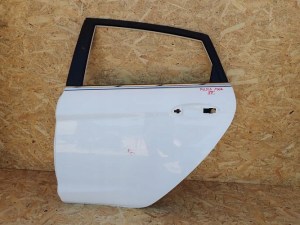 FORD FIESTA MK7 VII 07- LAVE ZADNE DVERE FORD FIESTA MK7 VII 07- LAVE ZADNE DVERE