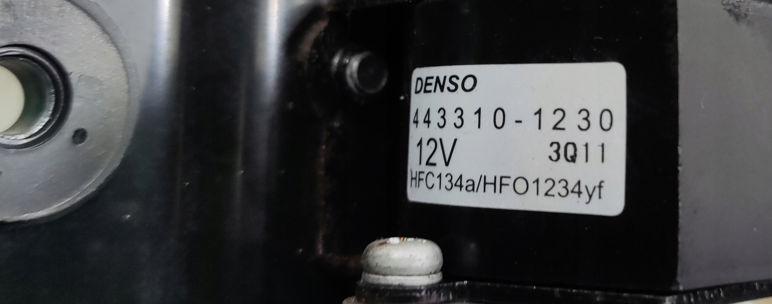 HADICE TRUBKY KLIMATIZACIE NISSAN E-NV200 924404FB0A 443010-1230 2014-21