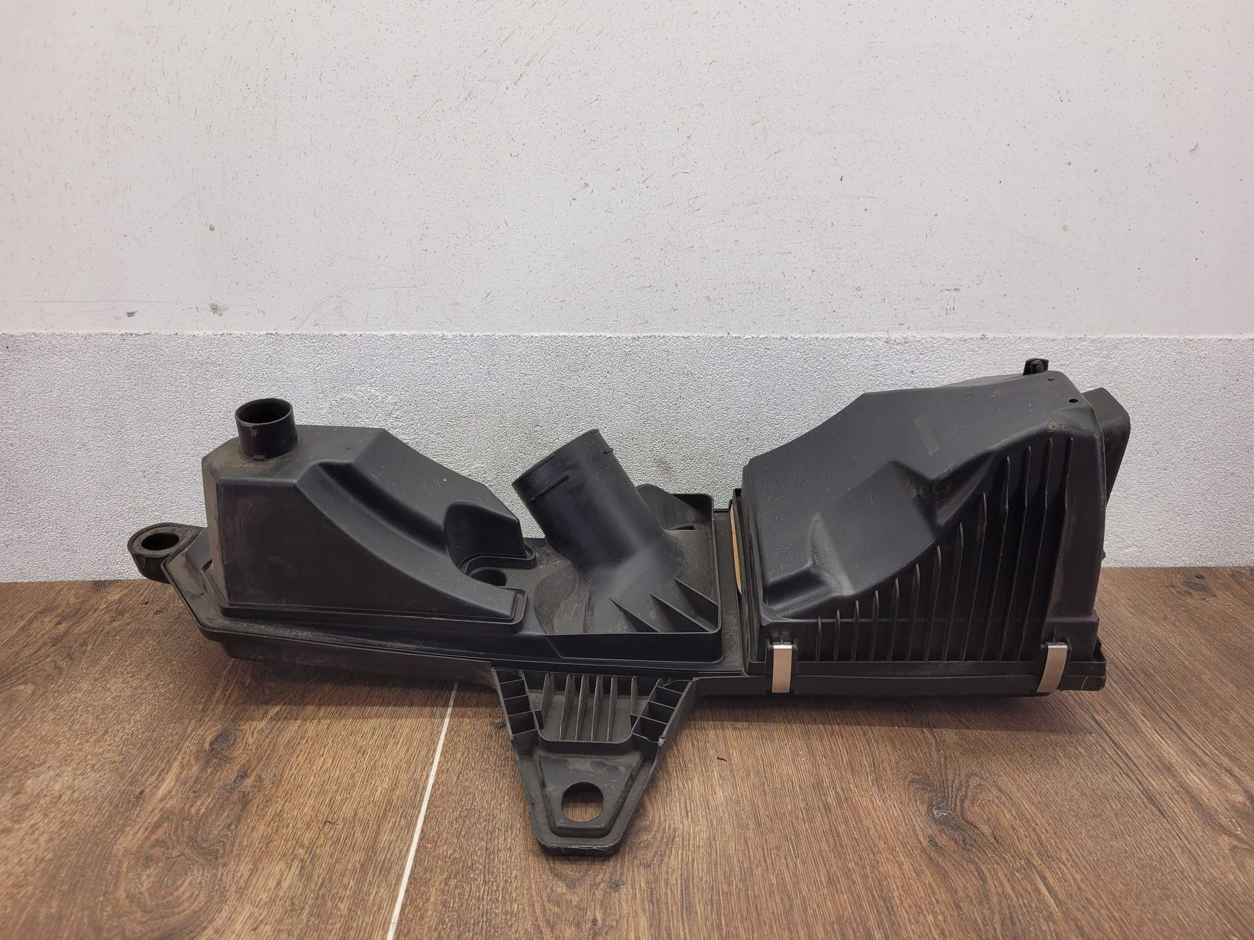 BMW 1 F20 F21 8578650 OBAL VZDUCHOVÉHO FILTERA