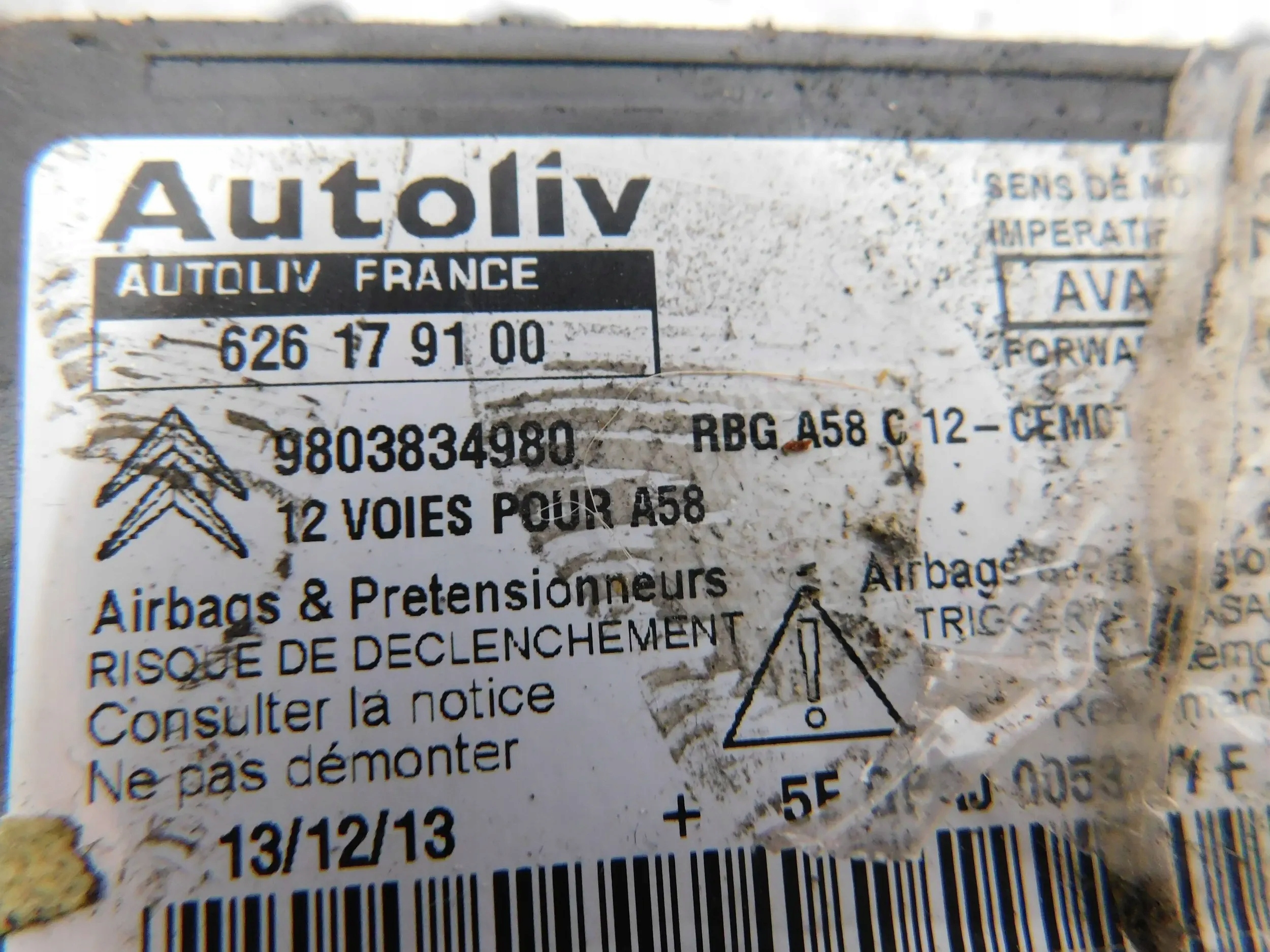 RIADIACA JEDNOTKA AIRBAGOV CITROEN C3 PICASSO 9803834980