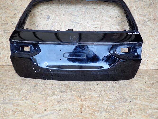 MERCEDES W213 213 E-KLASA KOMBI ZADNÁ KAPOTA