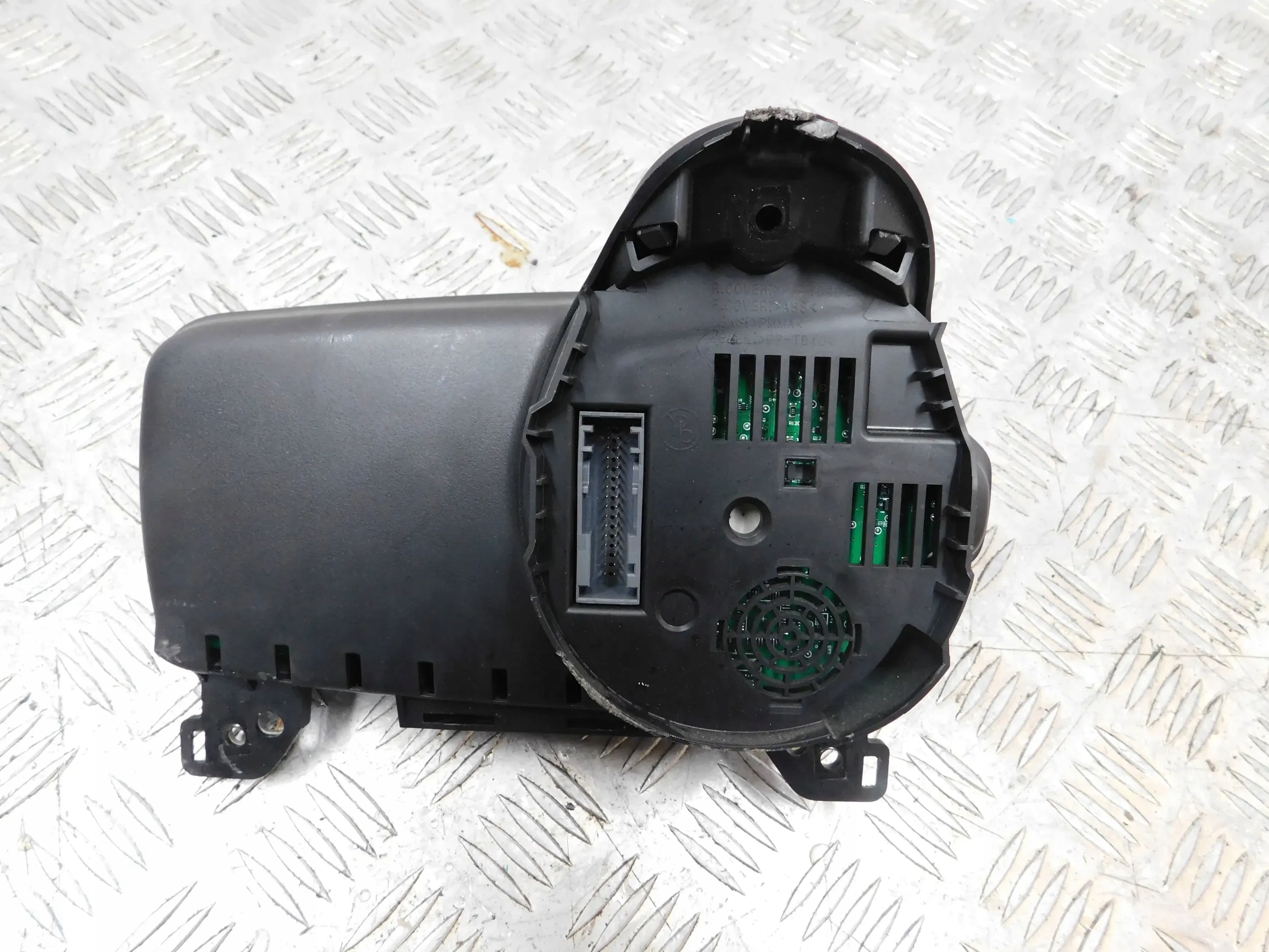 TACHOMETER BUDIKY CHEVROLET AVEO T300 1.2