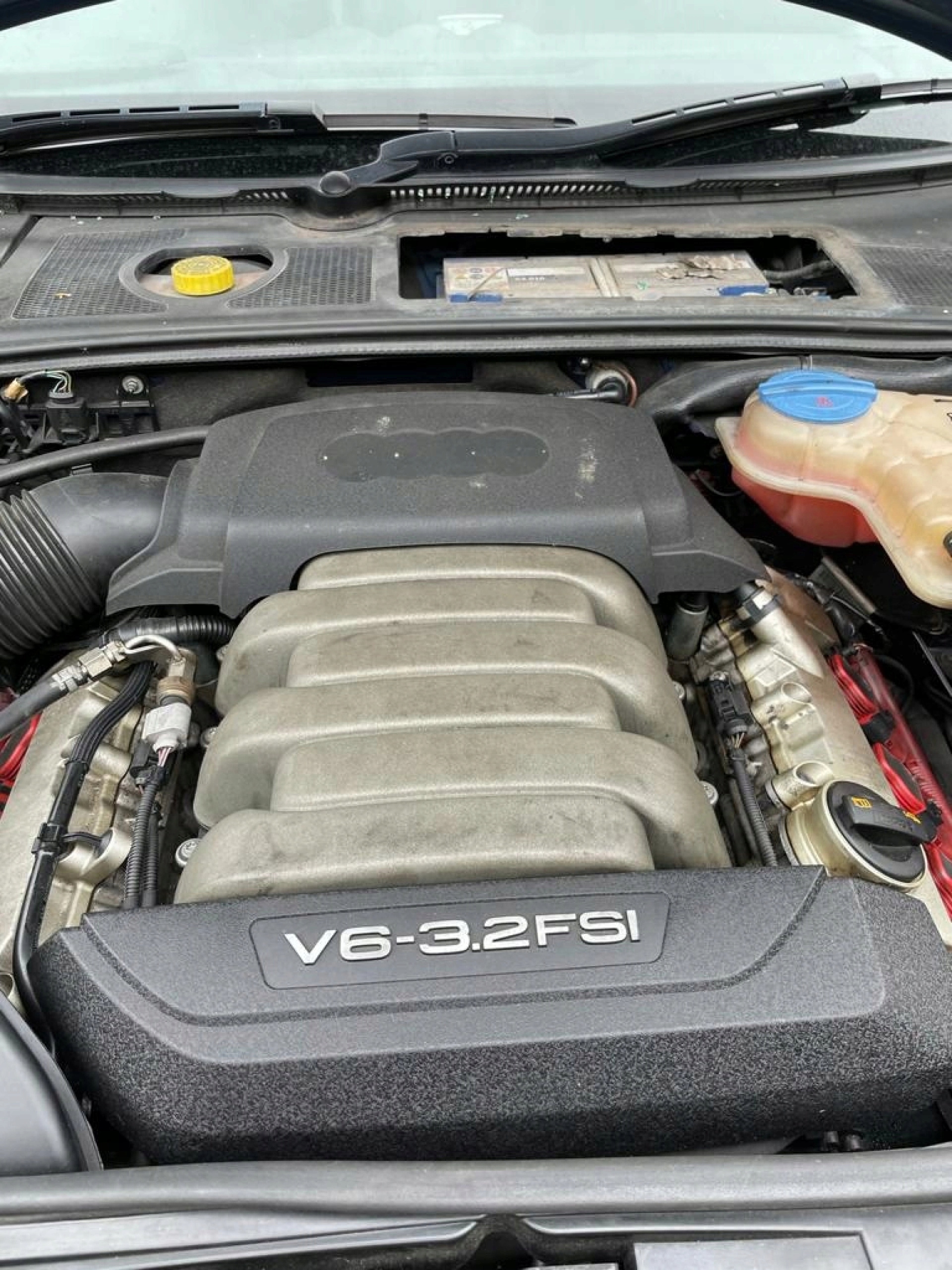AUDI A4 B7 3.2 FSI AUK MOTOR