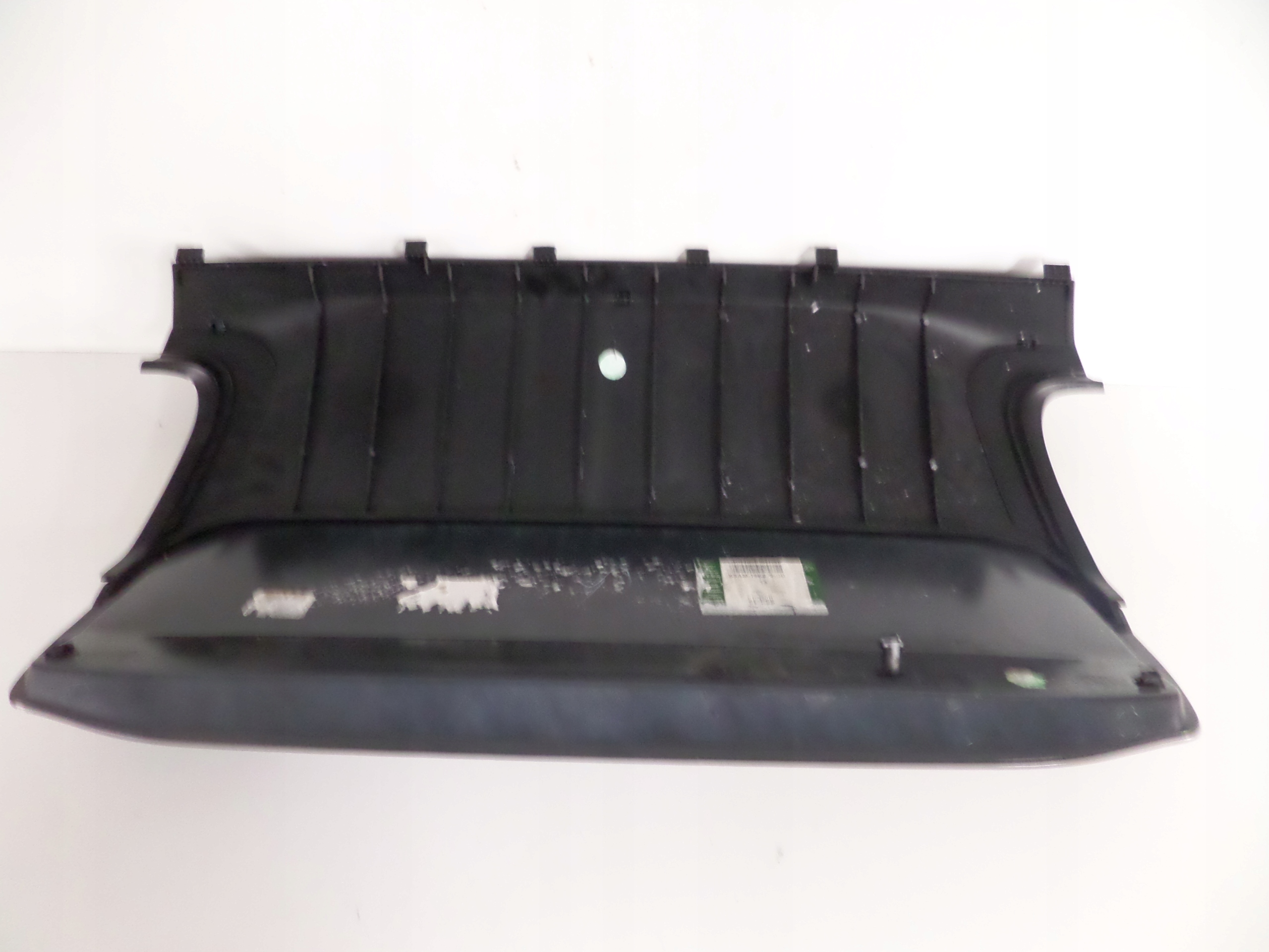 DRZIAK ZADNEHO NARAZNIKA RANGE ROVER VELAR LIFT 19-
