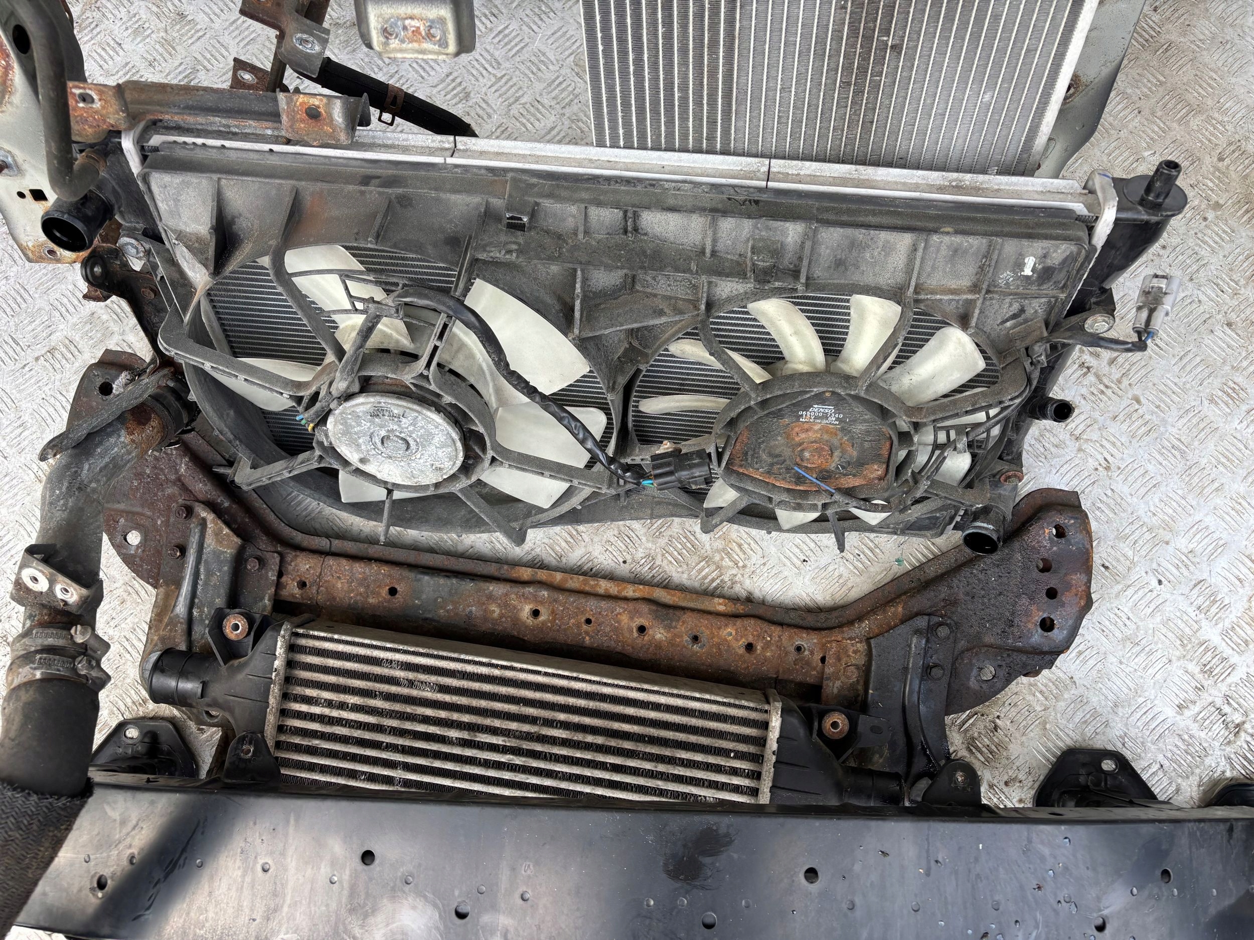 PREDNÉ PÁS VÝSTUHA CHLADIČE FIAT SEDICI SX4 2.0 JTD