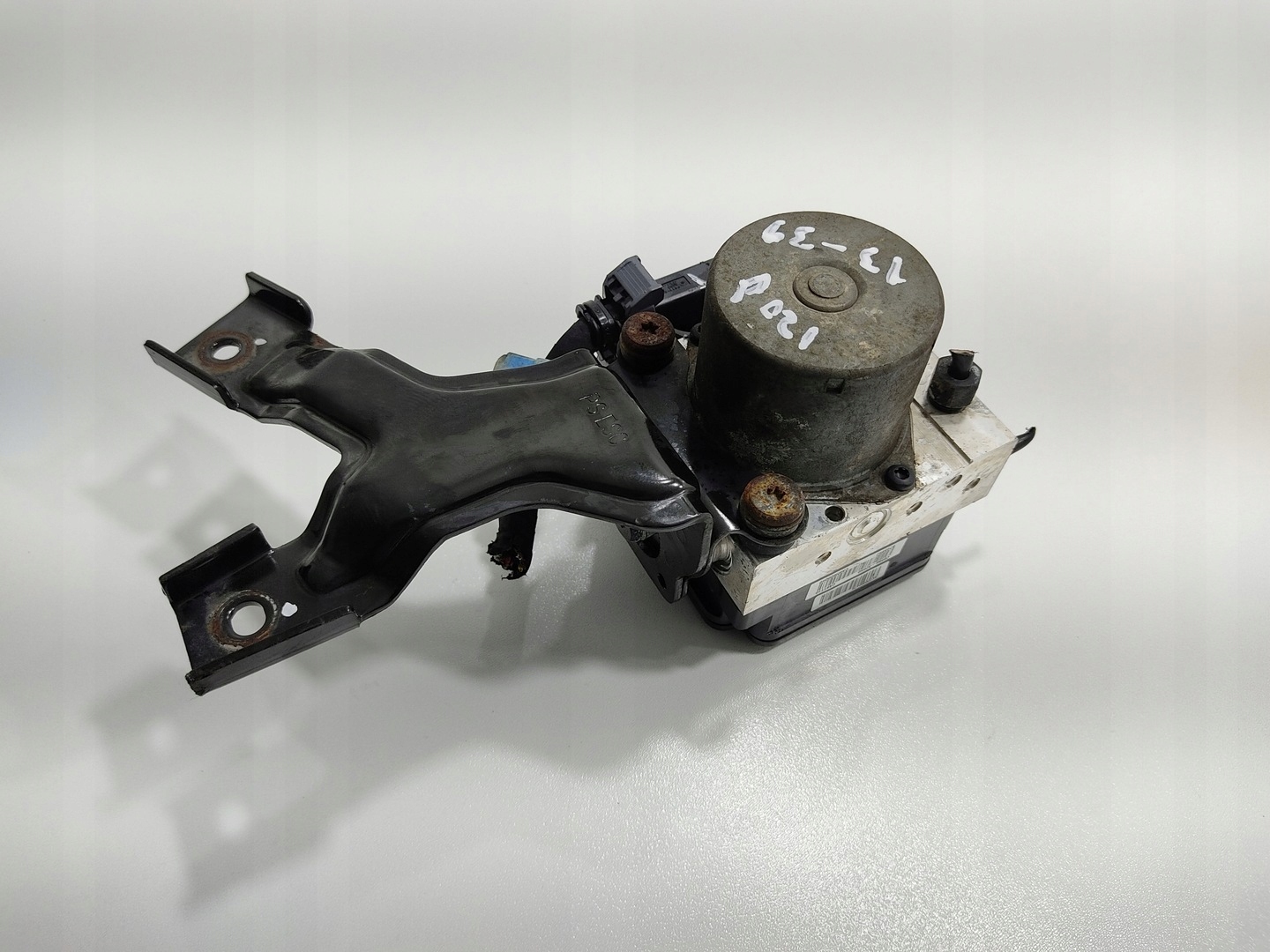 KOCKA ABS HYUNDAI I20 II 58900-C8360 58920-C8360