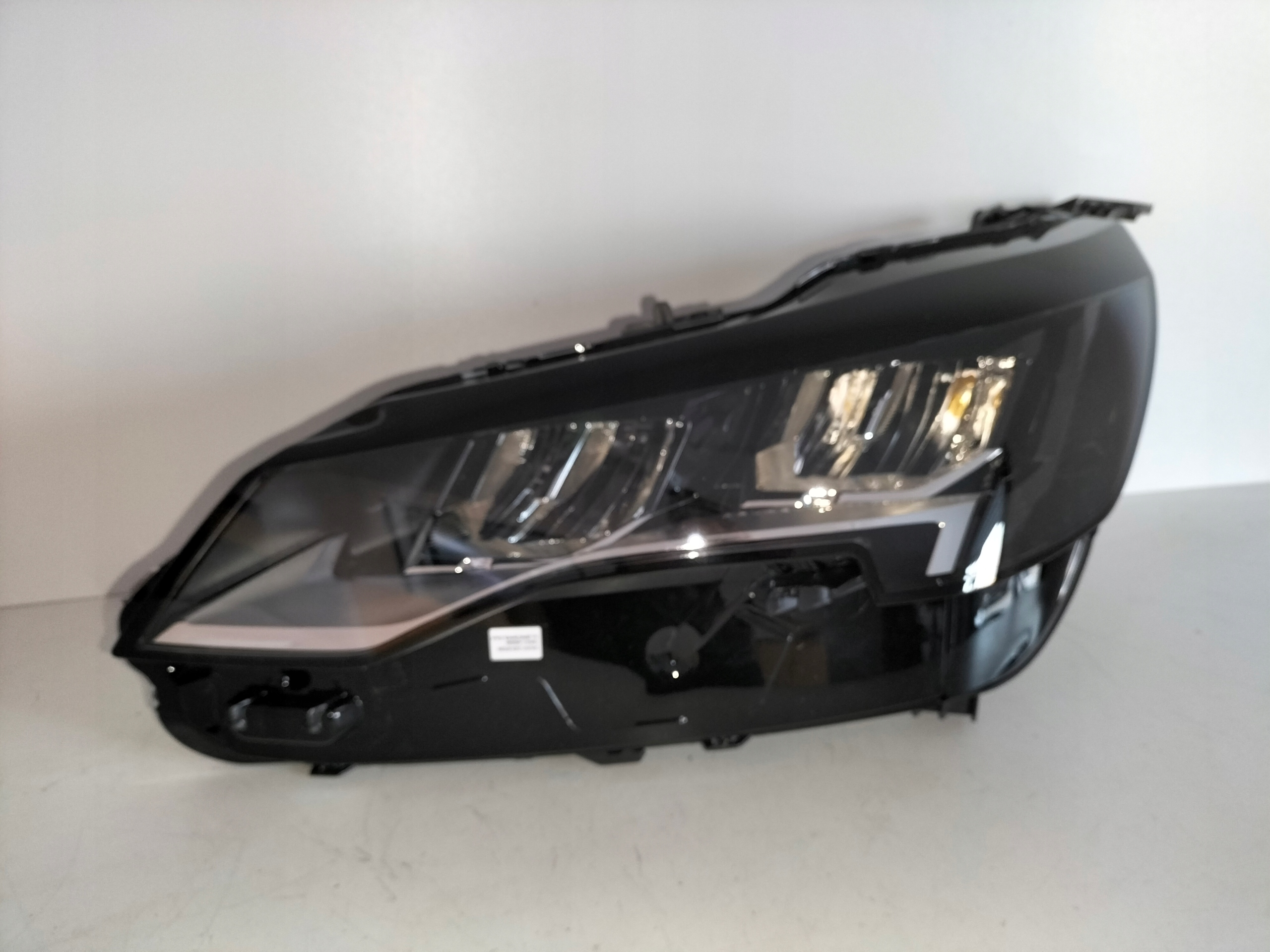 LAVE PREDNE SVETLO PEUGEOT 3008 II 5008 II LIFT 20- FULL LED TE