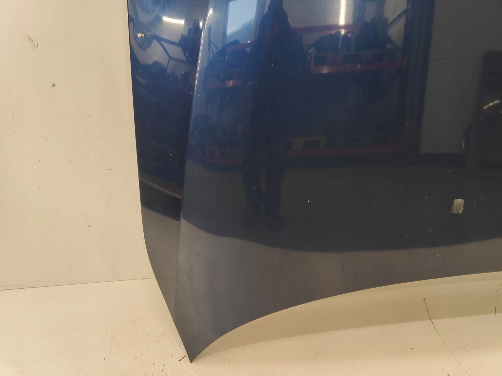 BMW e60 03-10 PREDNÁ KAPOTA tiefseblau metal