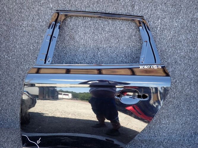VOLVO XC60 08-12 LAVE ZADNE DVERE