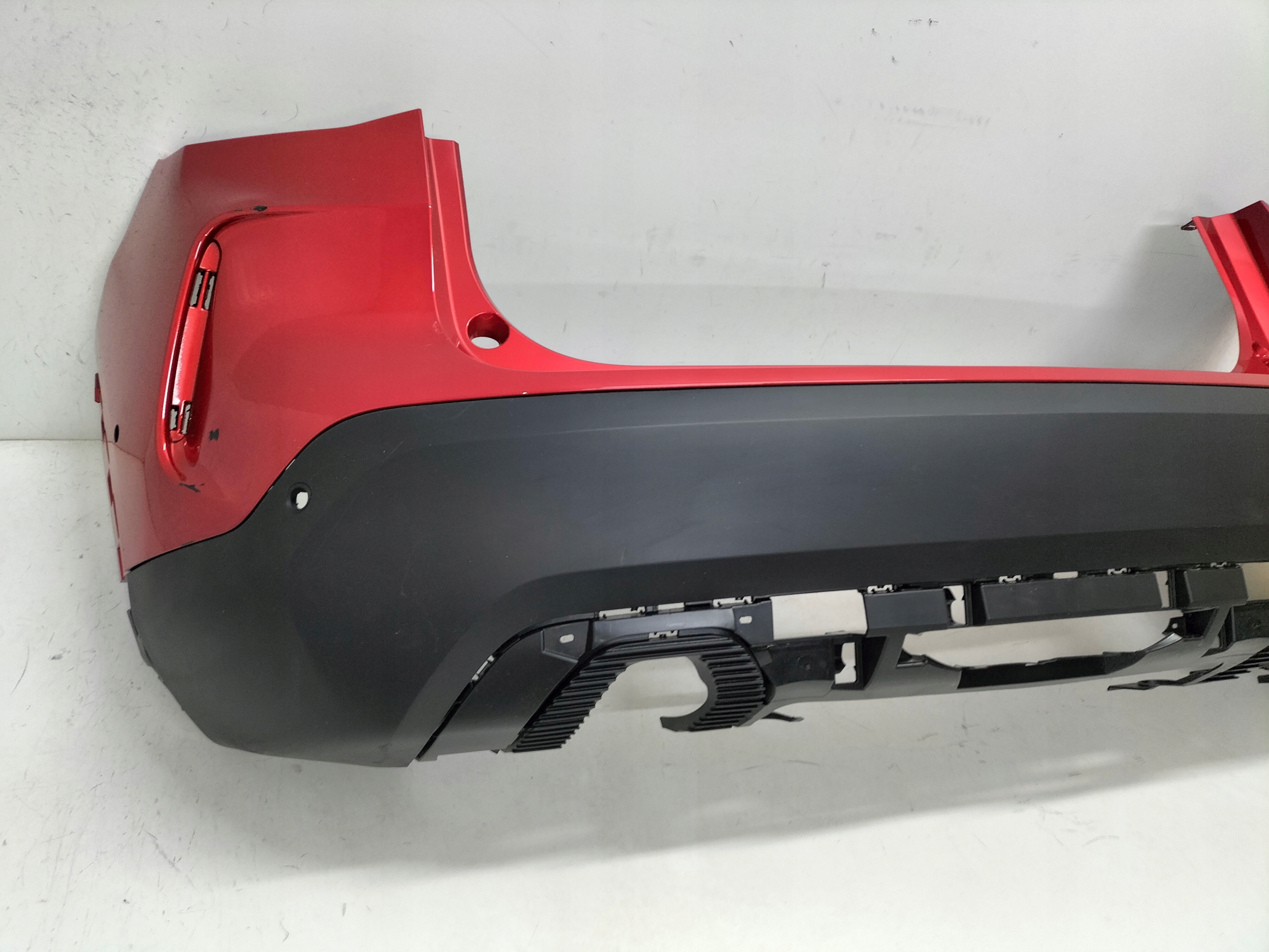 ZADNÝ NÁRAZNÍK CITROEN C4 III 20-