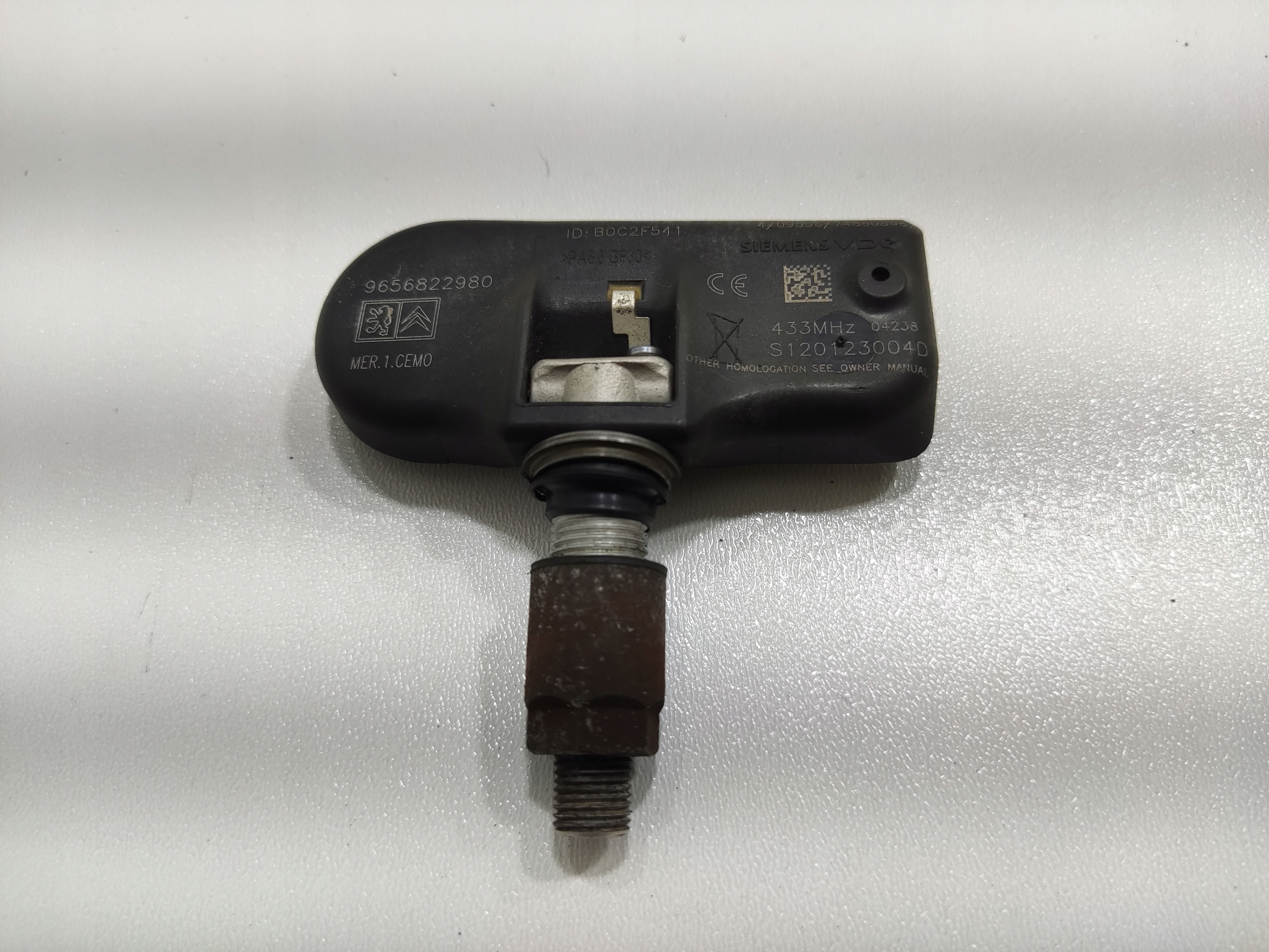 ČIDLO TLAKU PNEUMATIK TPMS PEUGEOT CITROEN 9656822980