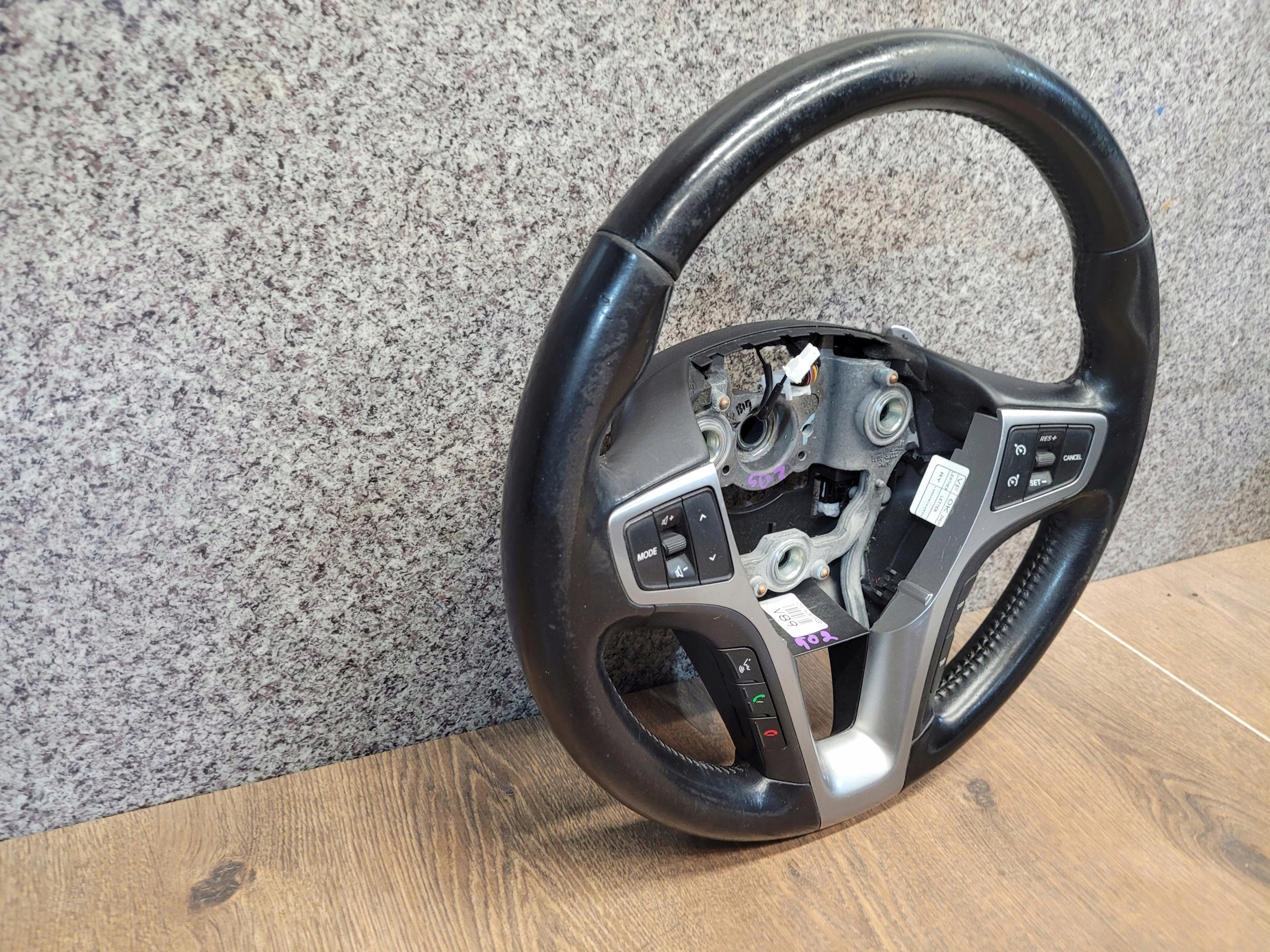 HYUNDAI I40 VOLANT PADLA RADENIA RYCHLOSTI MULTIFUNKCIA 56100-3Z212RY