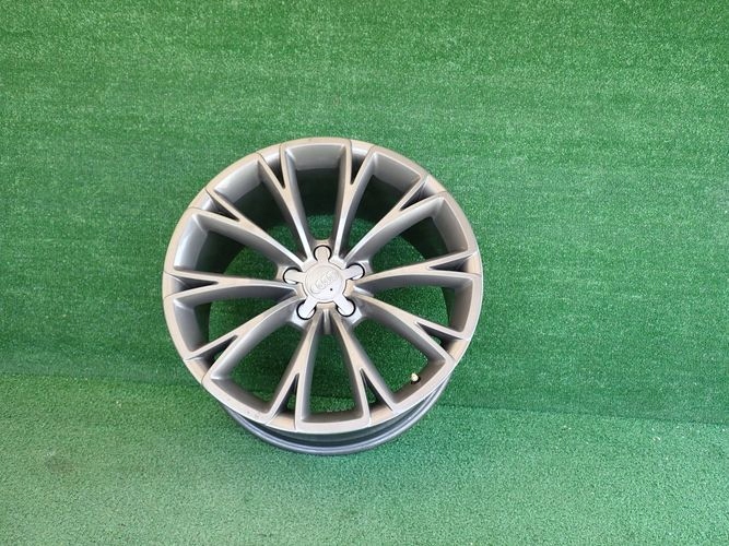 AUDI A8 S8 9Jx19 ET33 5×112 HLINIKOVY DISK ELEKTRON
