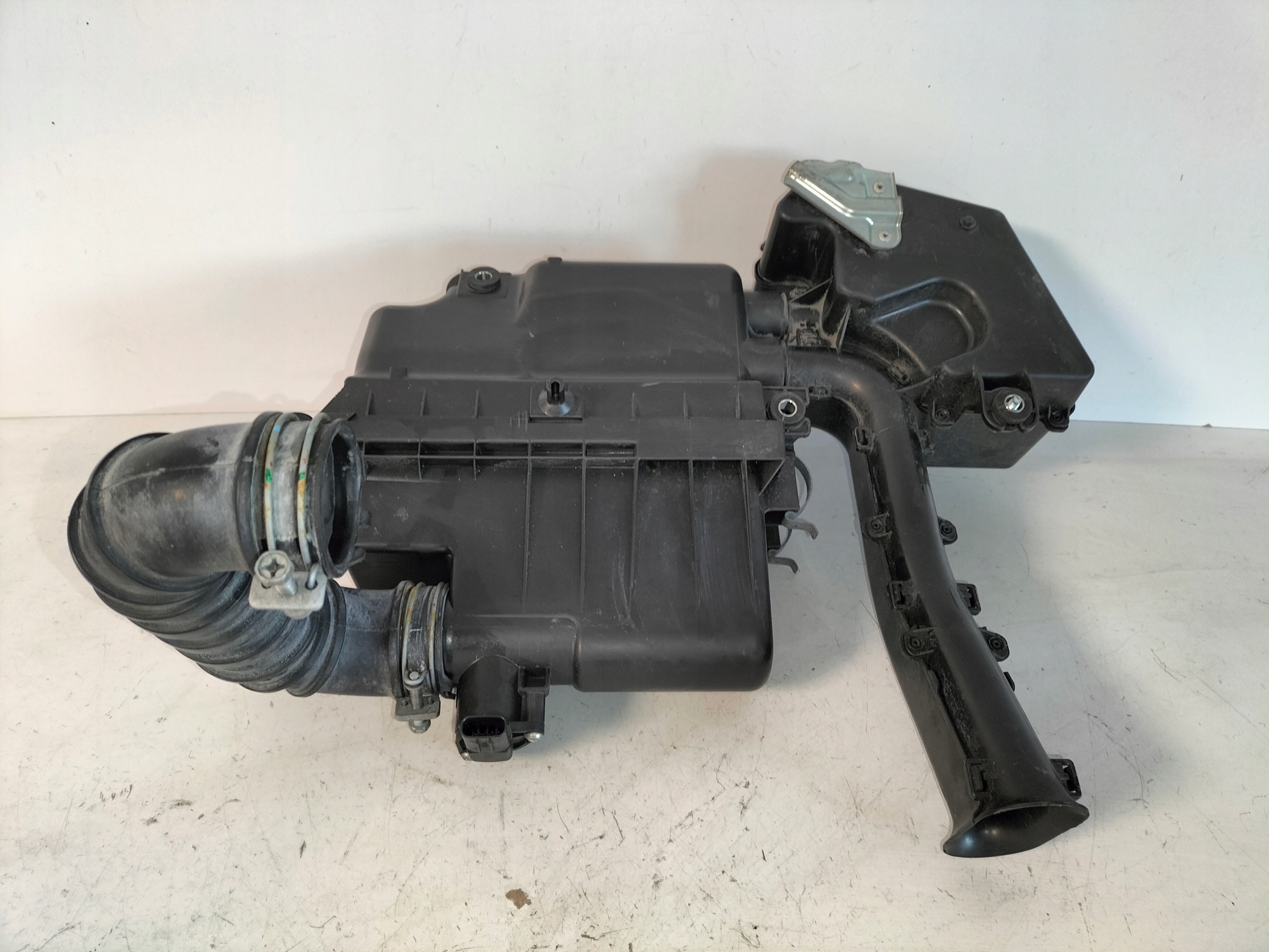 OBAL VZDUCHOVÉHO FILTERA MITSUBISHI SPACE STAR II 13- 1.0B 52KW