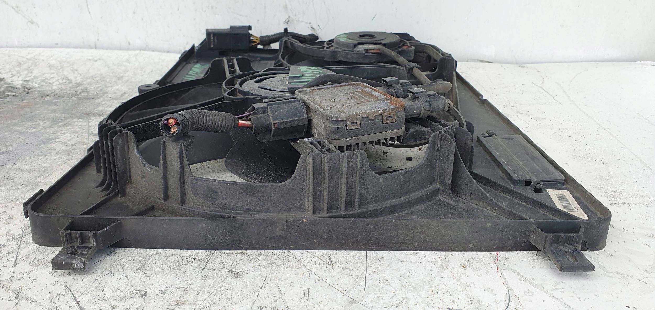 Volvo XC60 6G91-8C607-ND 2.4d VENTILATOR CHLADICA