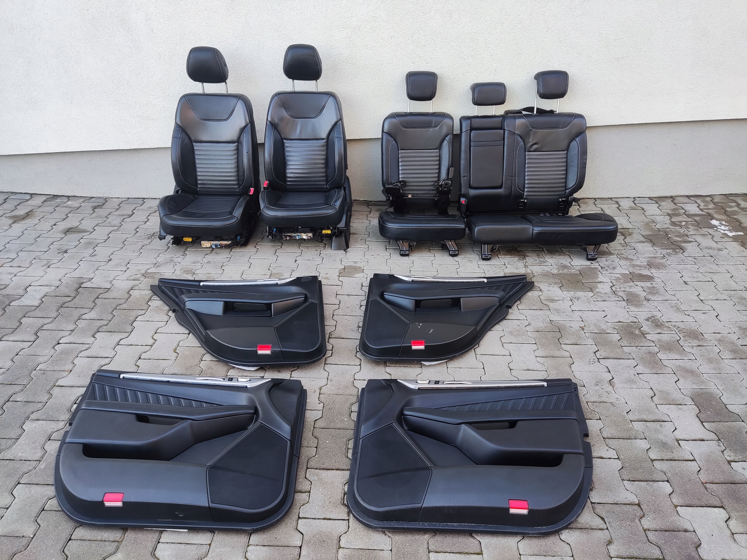 SEDACKA PREDNA ZADNA LAVICA KOŽA TAPACIRY MERCEDES GLE I W166 166 15-19